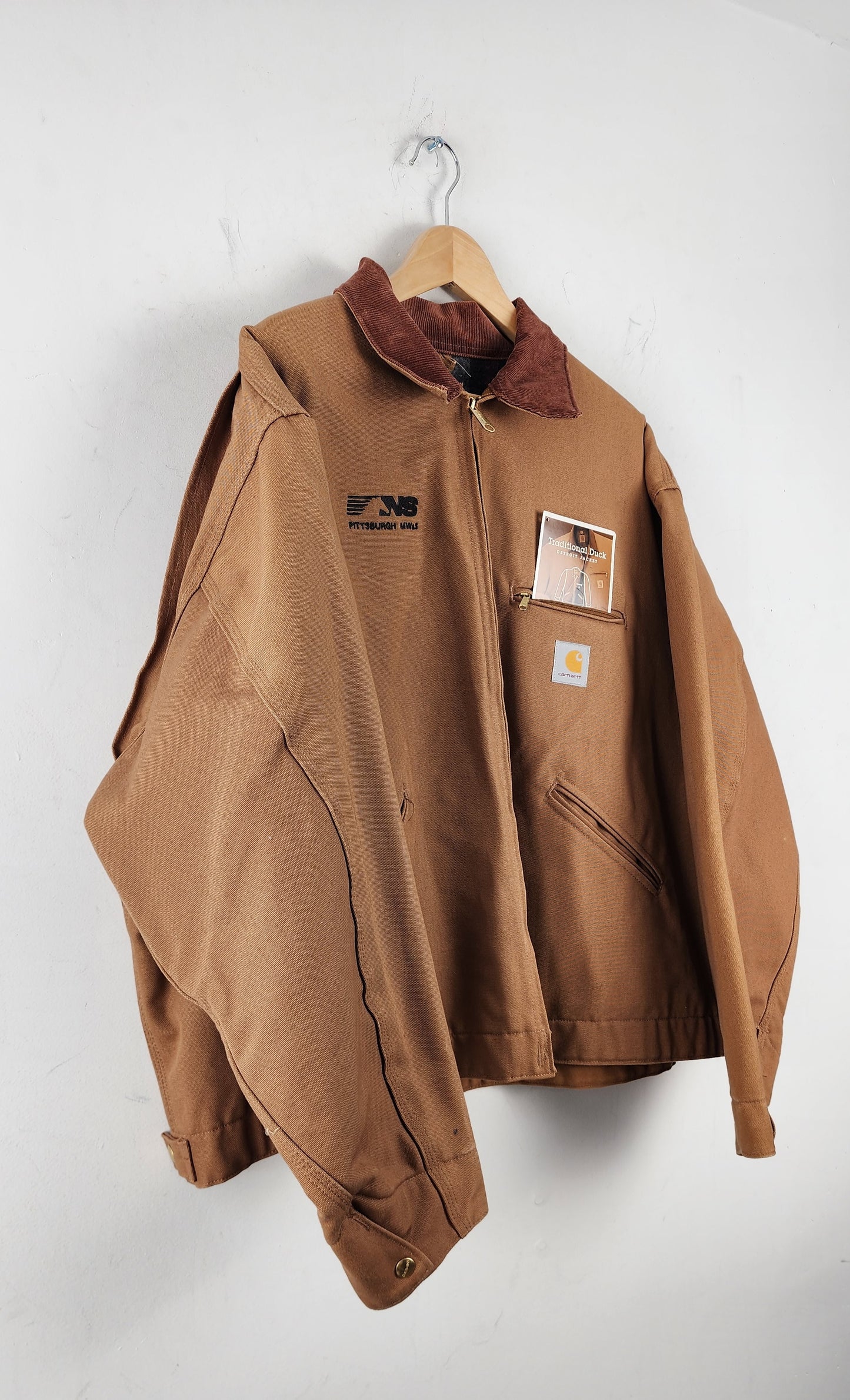 90s brown Carhartt Jacket - Detroit Style with canvas lining