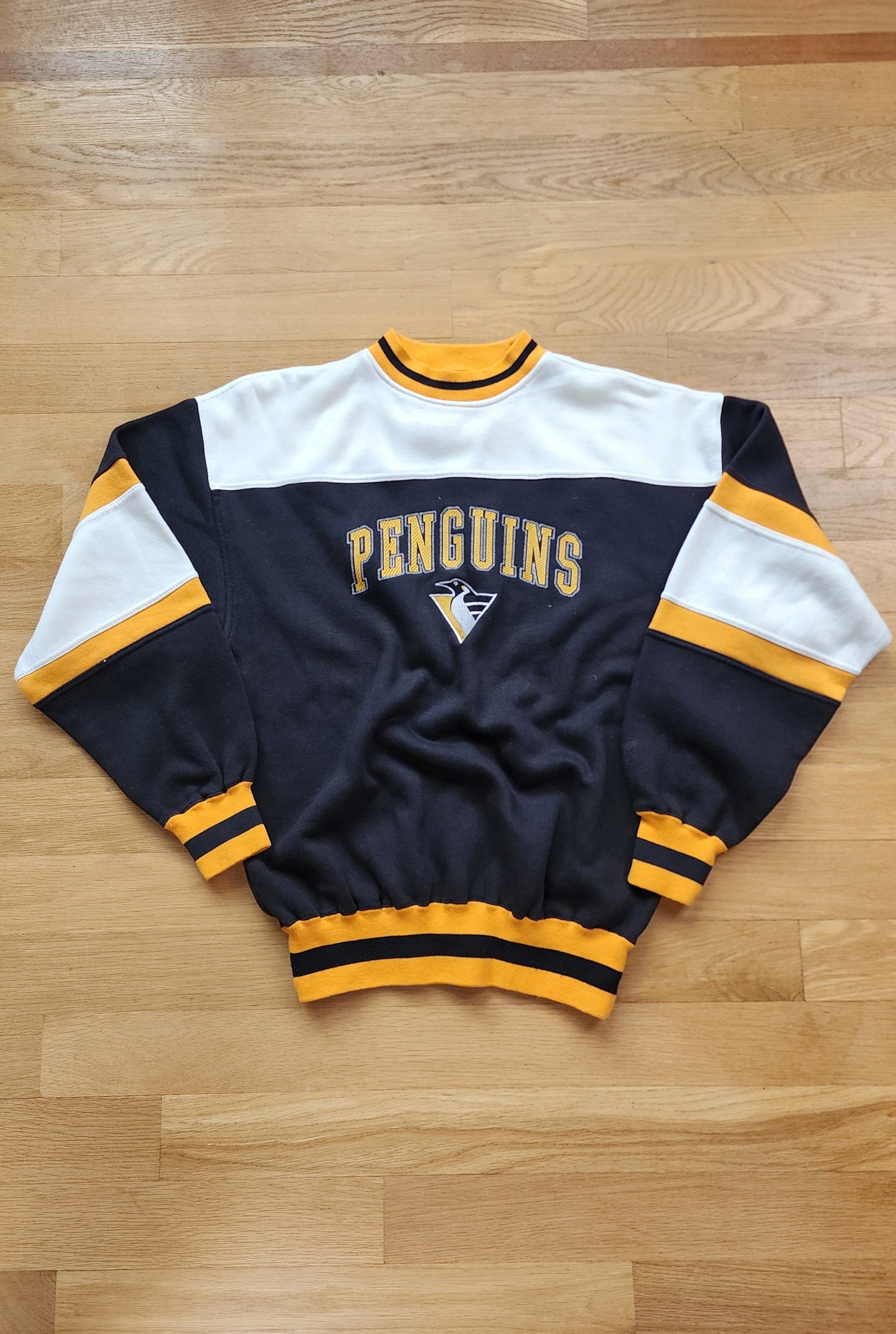 Vintage Penguins Sweatshirt