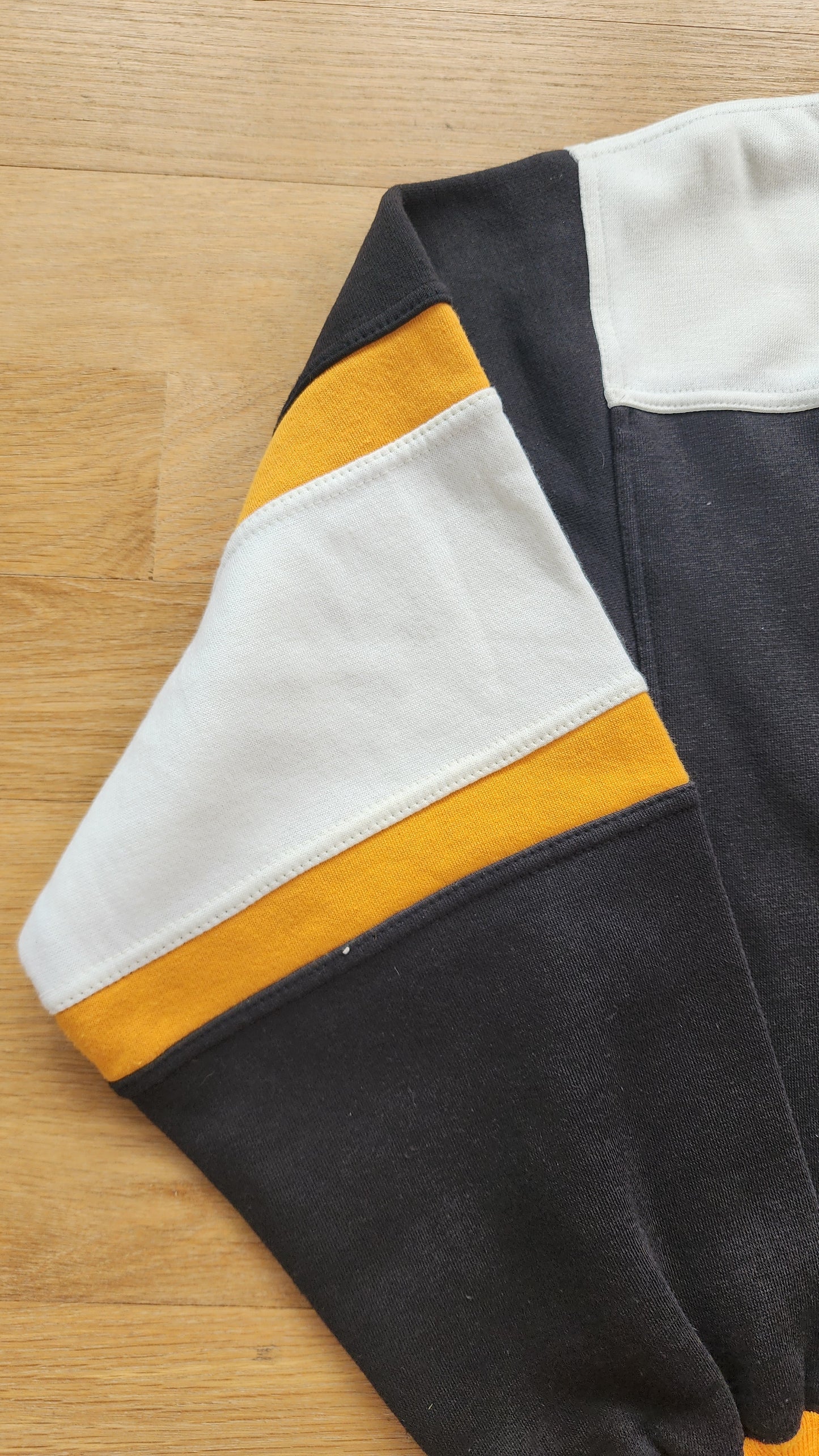 Vintage Penguins Sweatshirt