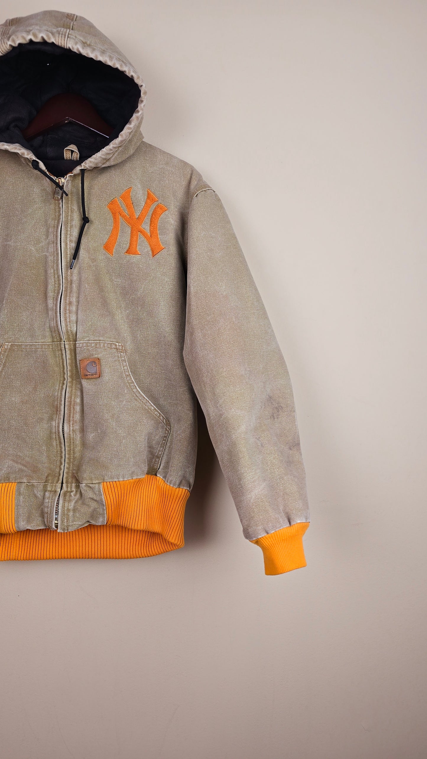 Vintage Carhartt x NY Hoodie Jacket | Beige | M | 067