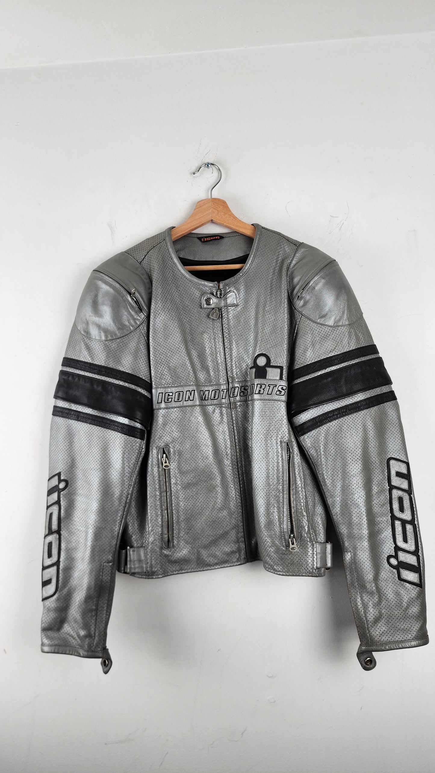 90s Icon Leather Moto Jacket