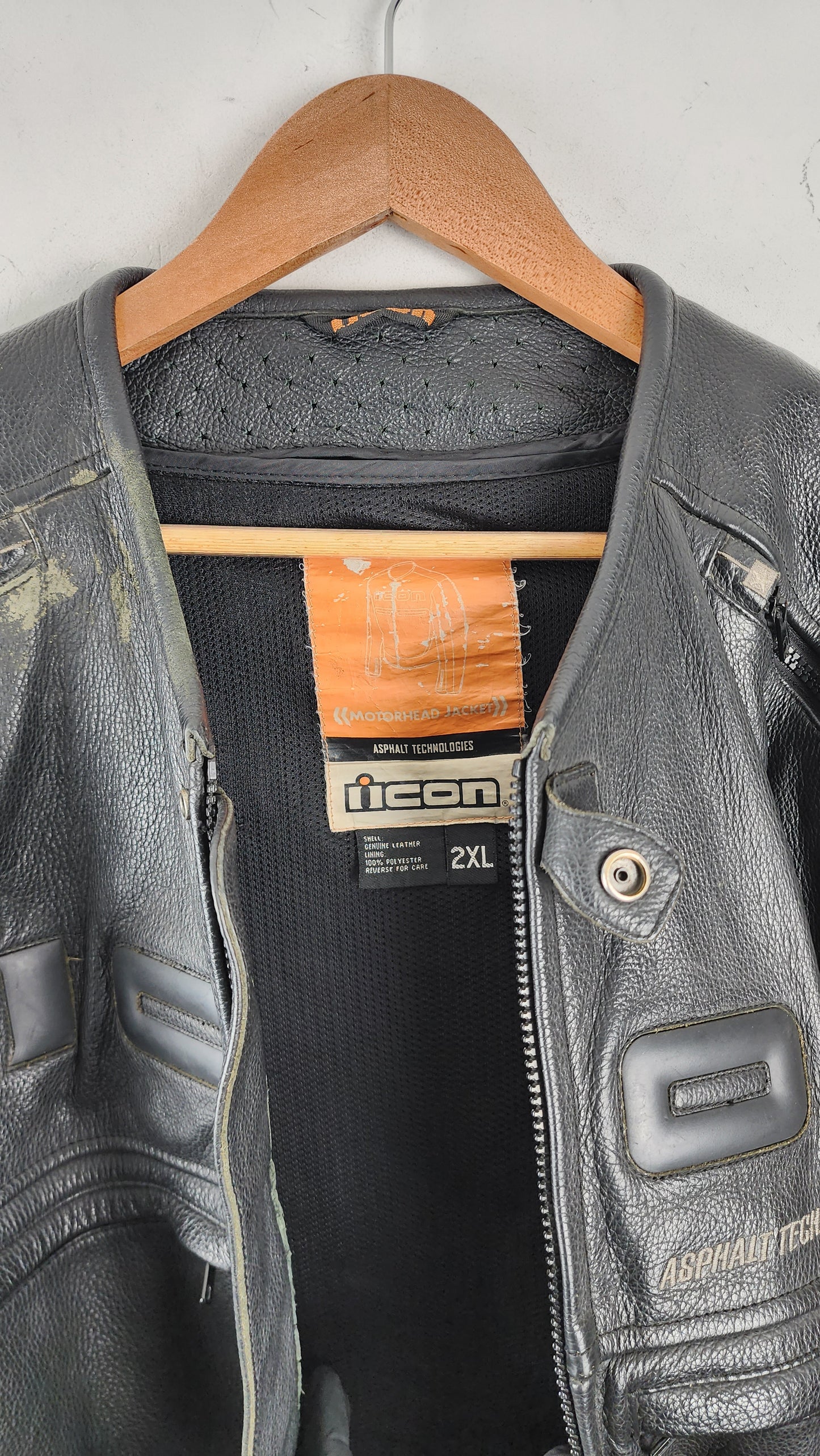 Vintage All Black Icon Leather Moto Jacket