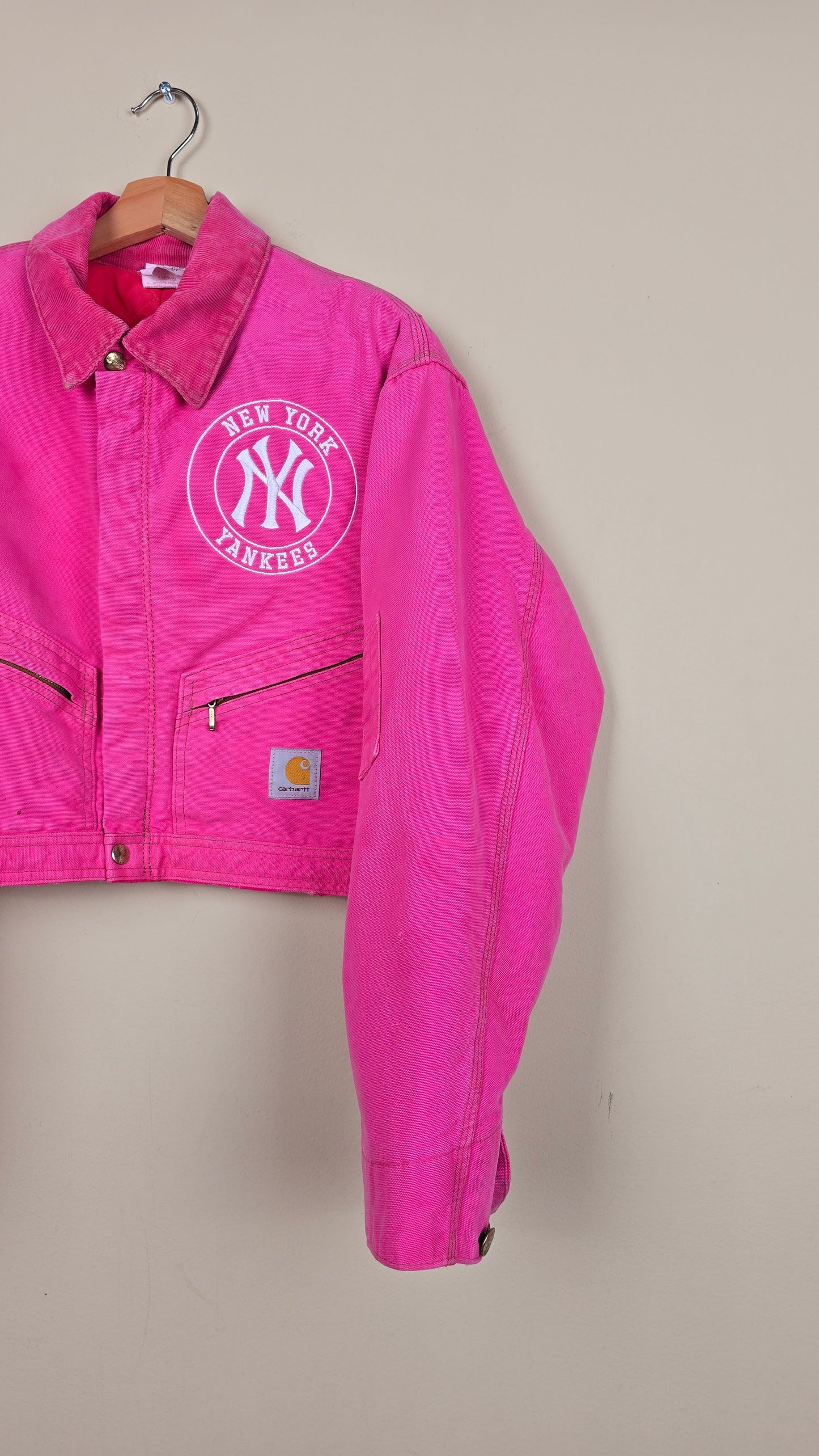 Vintage Carhartt X NY Yankees Cropped Jacket | Pink - Size M (020)