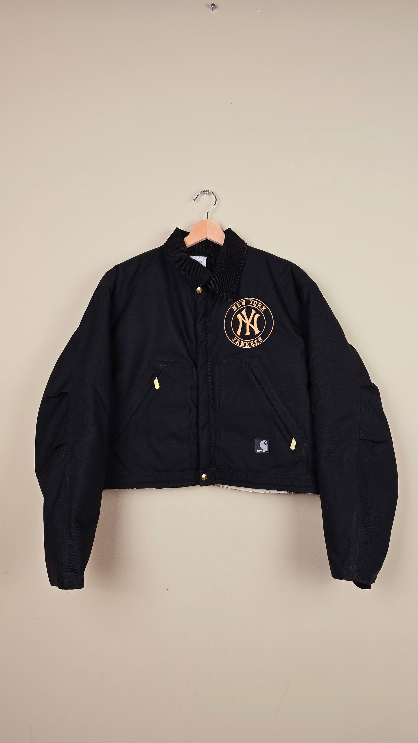 Vintage Carhartt X NY Yankees Cropped Jacket | Jet Black - Size L (030)