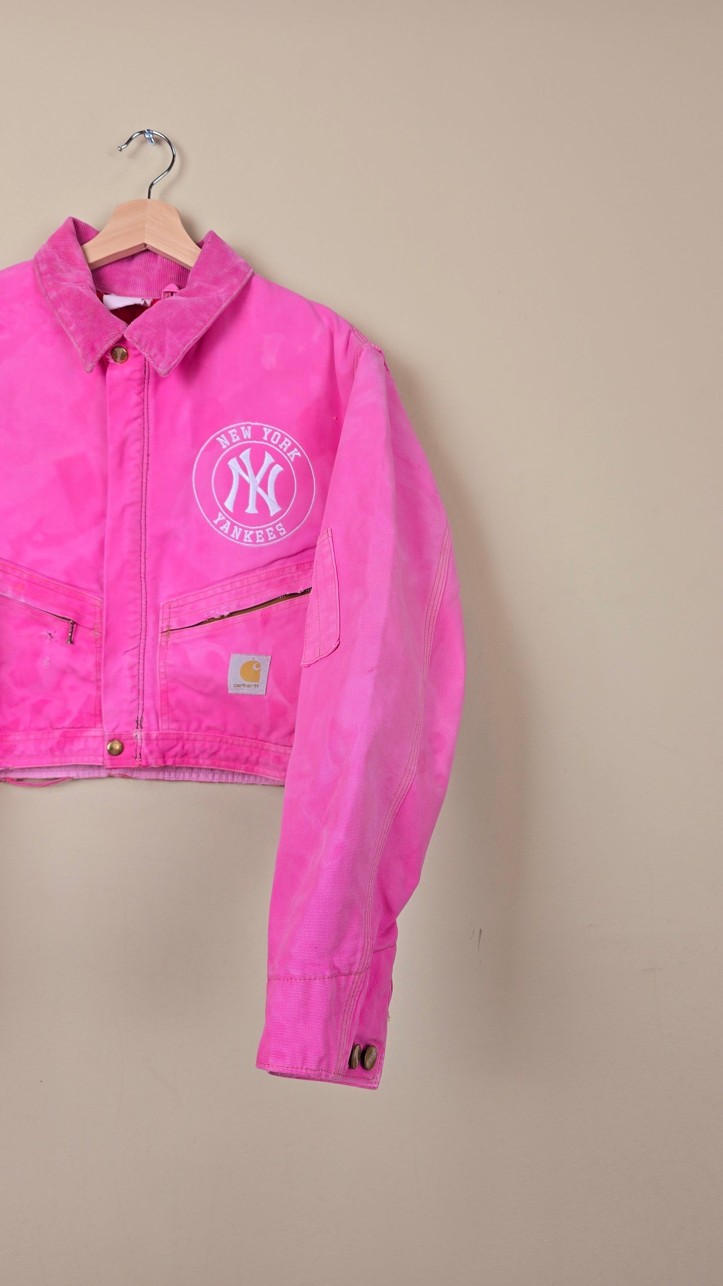 Vintage Carhartt X NY Yankees Cropped Jacket | Pink - Size M (045)