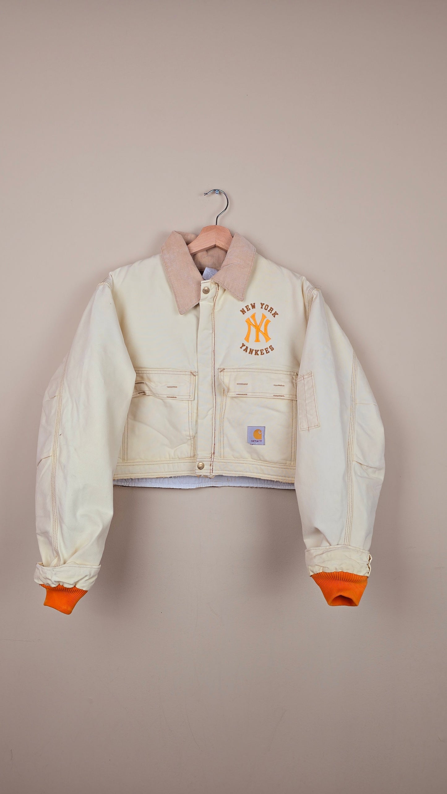 Vintage Carhartt X NY Yankees Cropped Jacket | Beige - Size M (049)