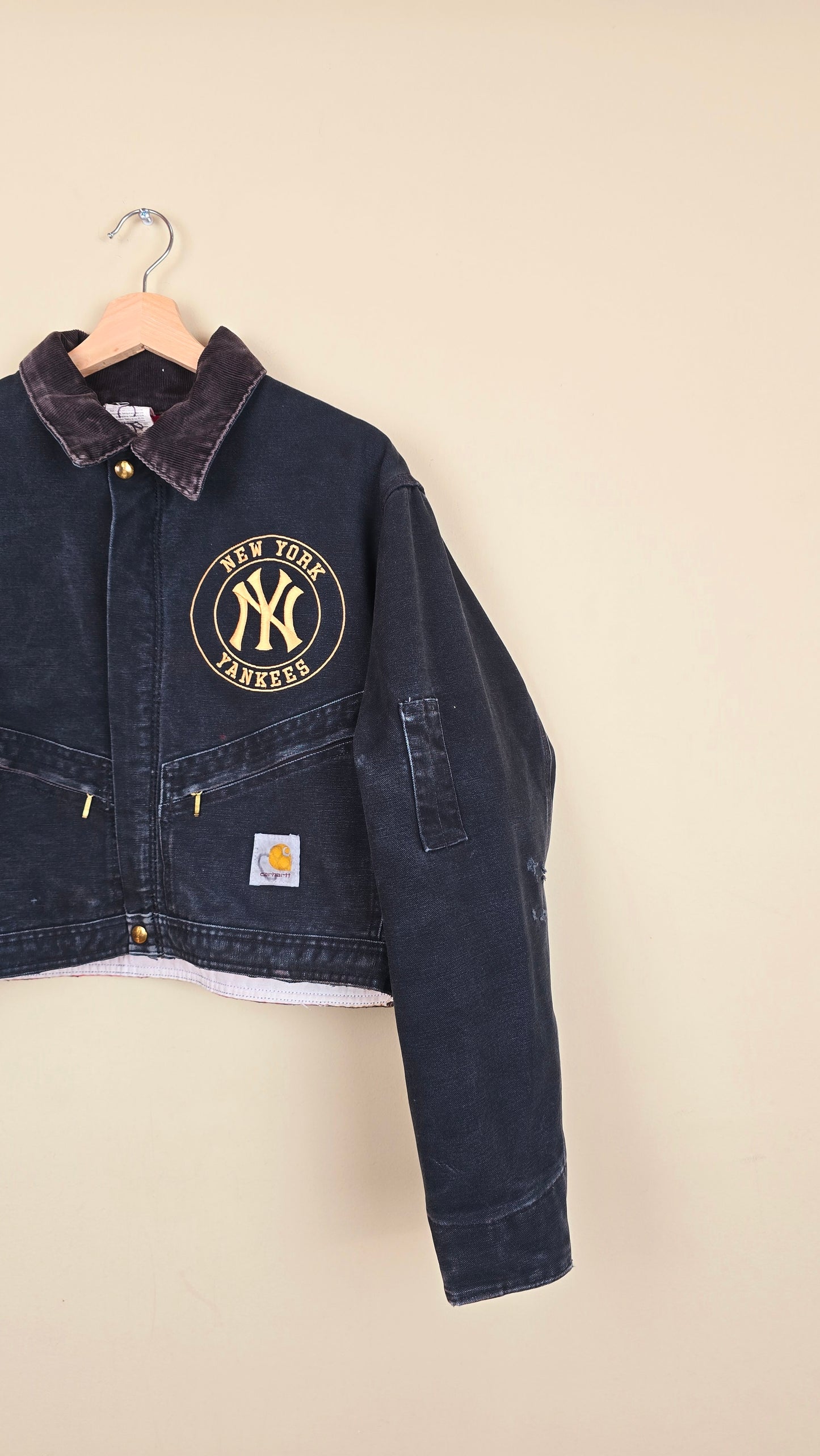 Vintage Carhartt X NY Yankees Cropped Jacket | Black - Size M (057)