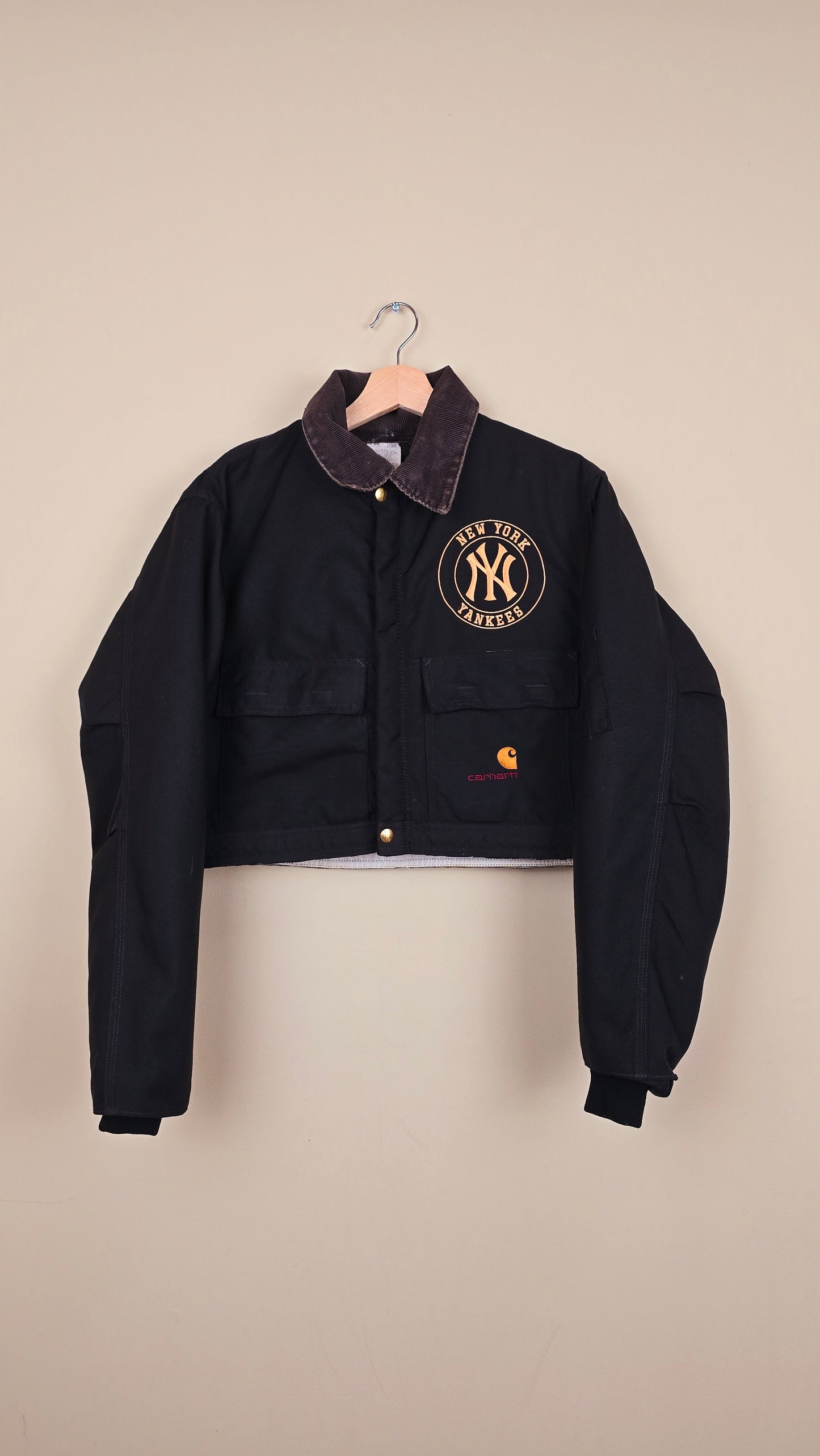 Vintage Carhartt X NY Yankees Cropped Jacket | Jet Black - Size M (059)