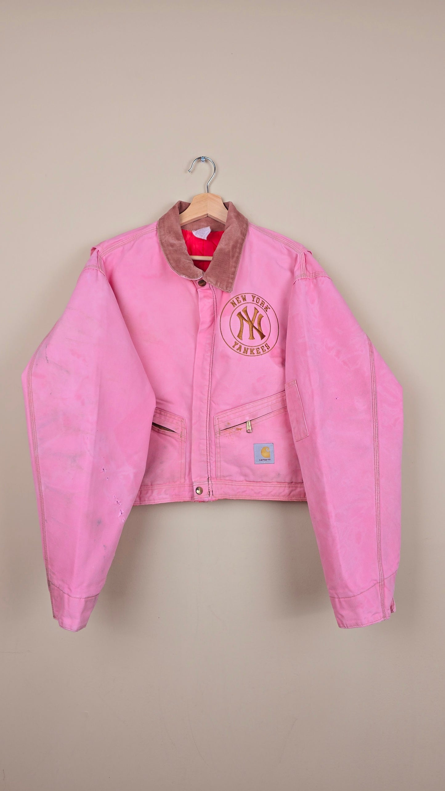 Vintage Carhartt X NY Yankees Cropped Jacket | Pink - Size L (060)