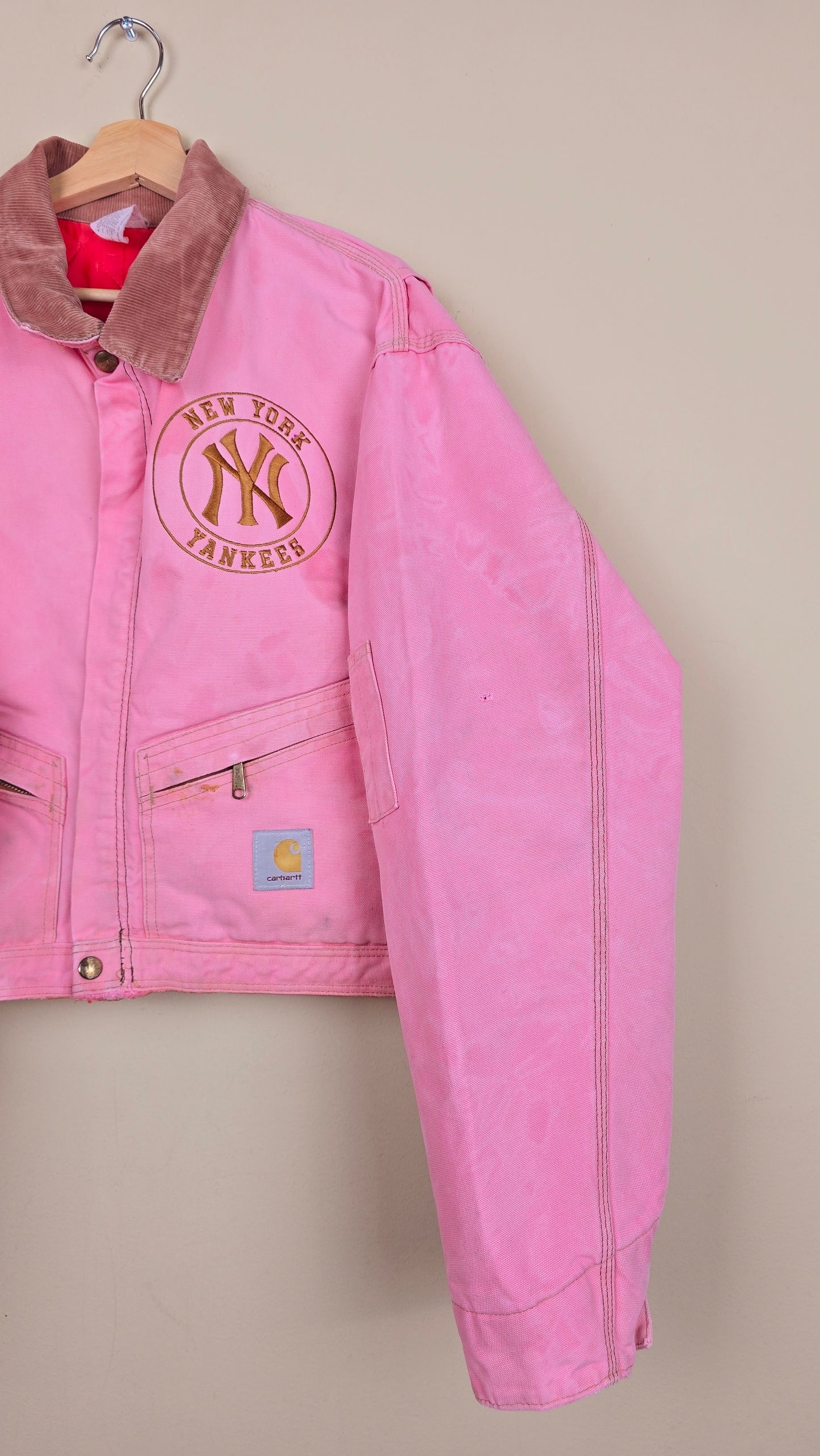 Vintage Carhartt X NY Yankees Cropped Jacket | Pink - Size L (060)