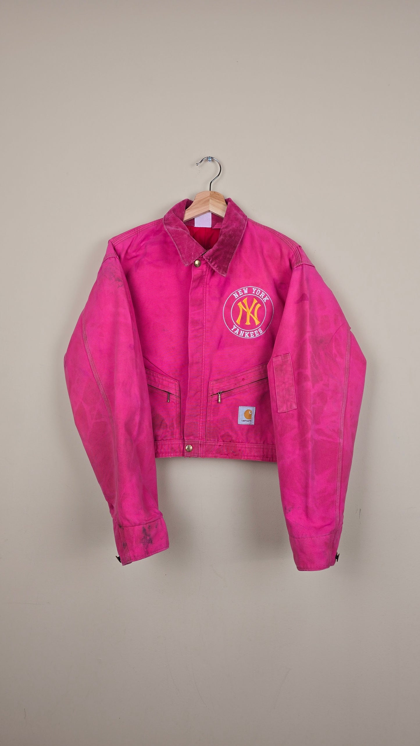 Vintage Carhartt X NY Yankees Cropped Jacket | Pink - Size M (062)