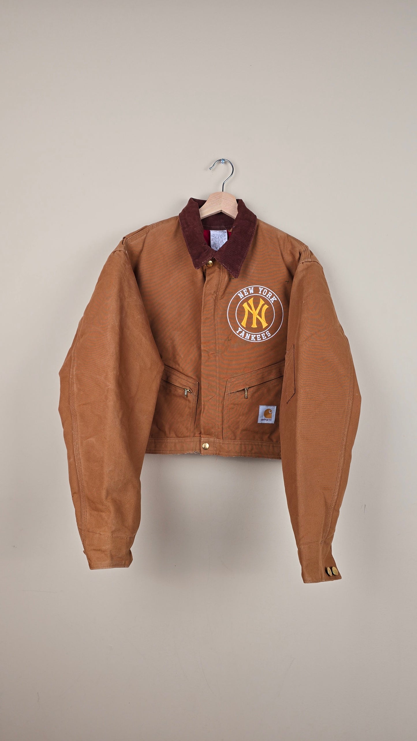 Vintage Carhartt X NY Yankees Cropped Jacket | Brown - Size M (068)