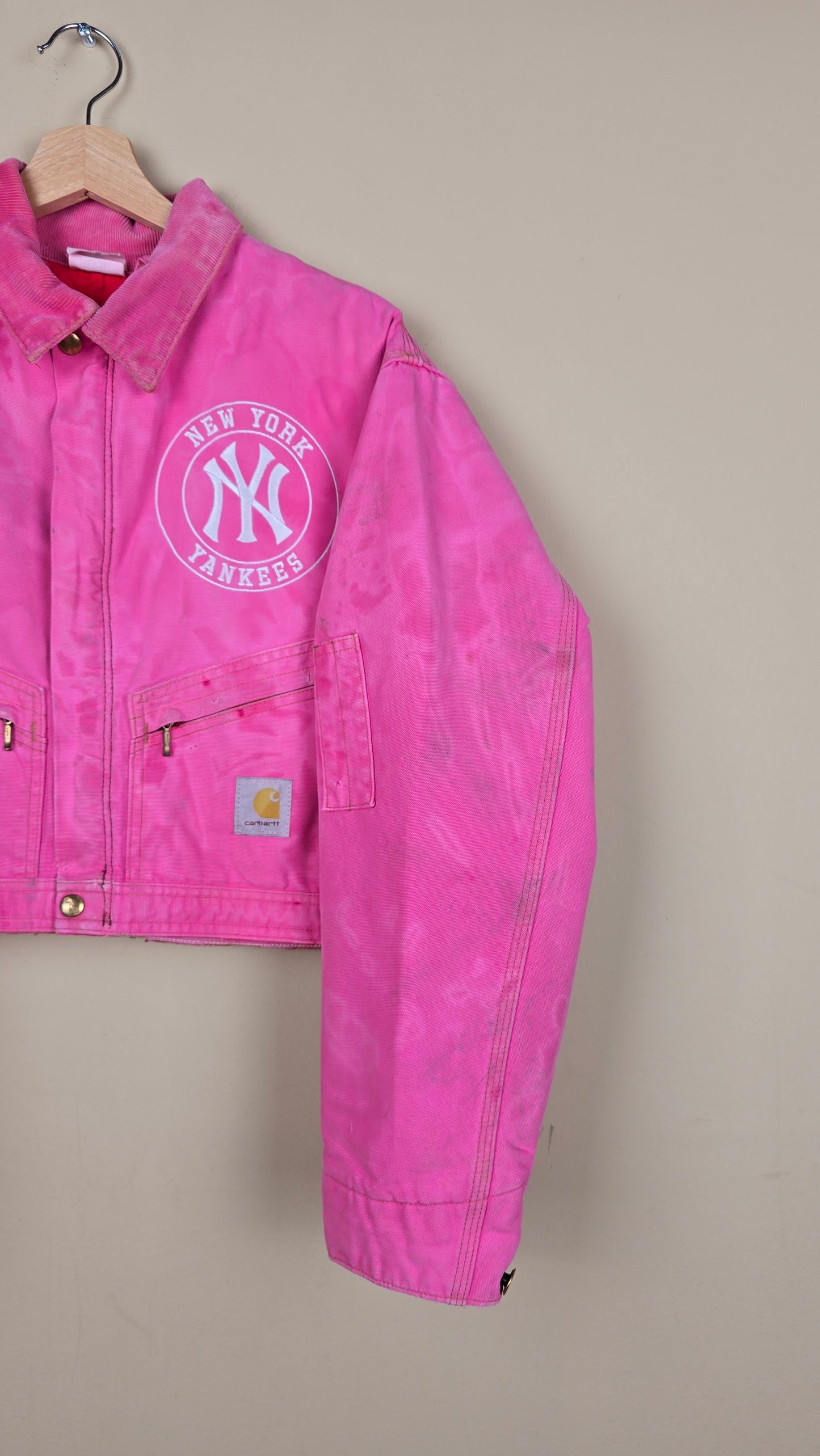 Vintage Carhartt X NY Yankees Cropped Jacket | Pink - Size M (073)