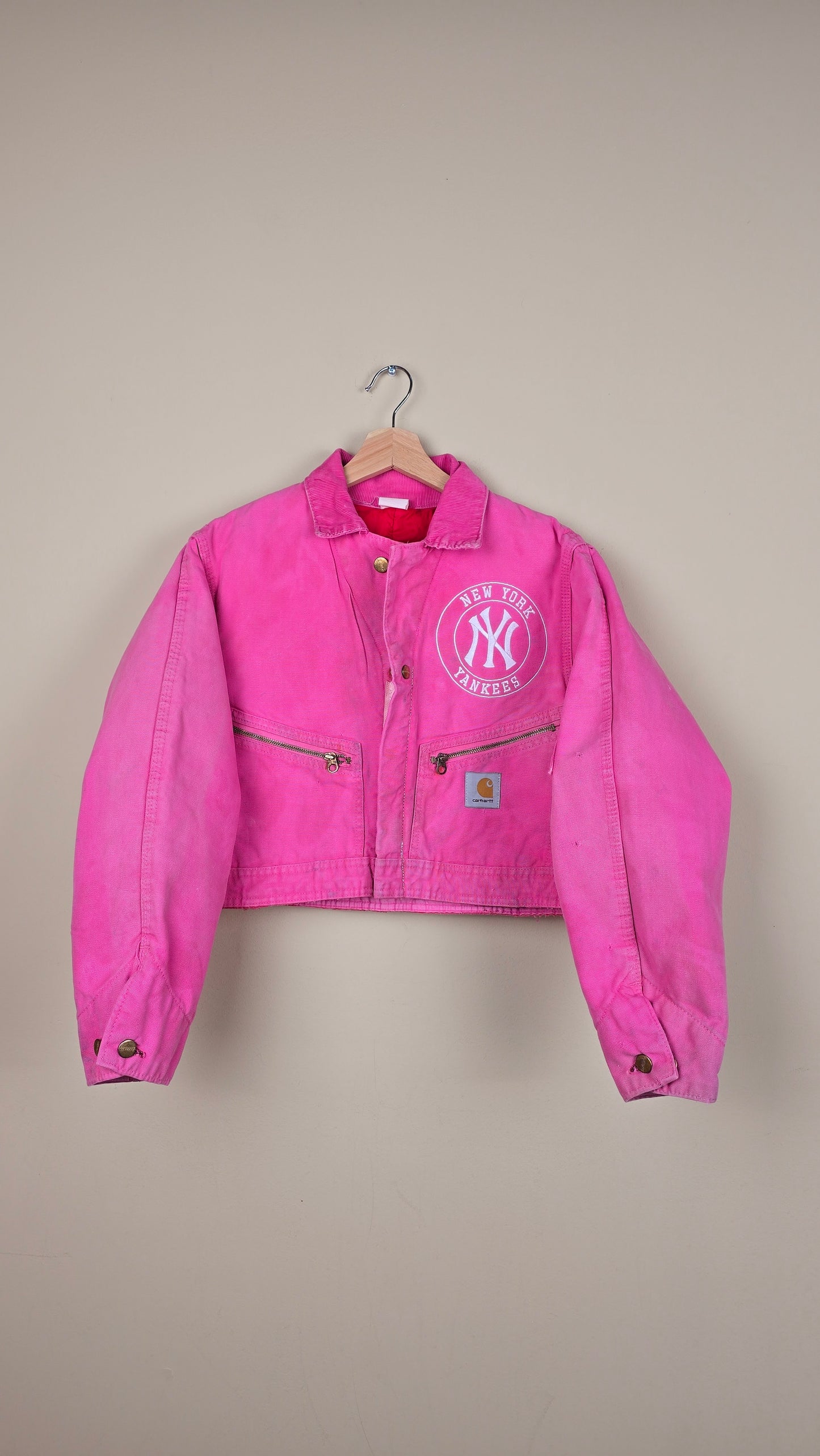 Vintage Carhartt X NY Yankees Cropped Jacket | Pink - Size S (075)