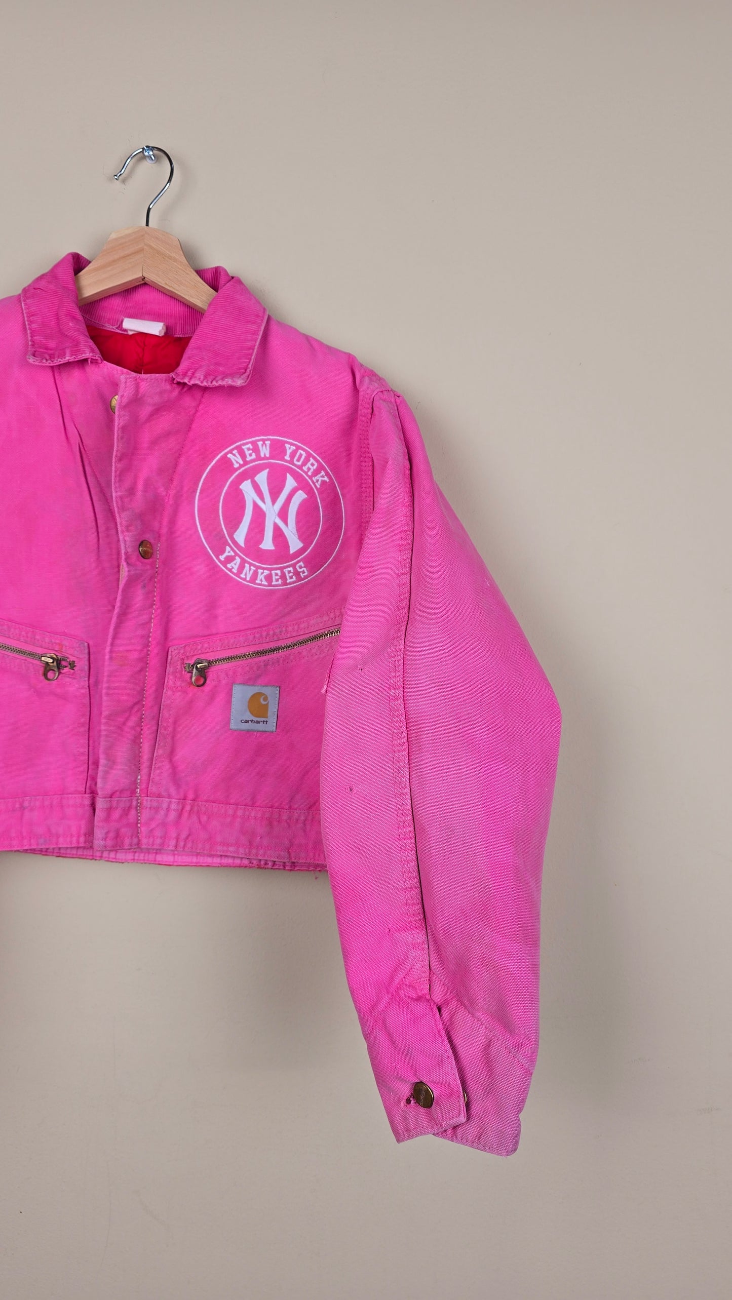 Vintage Carhartt X NY Yankees Cropped Jacket | Pink - Size S (075)