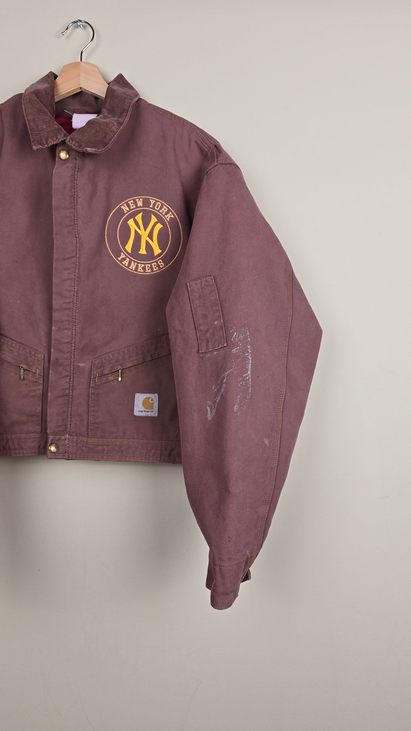 Vintage Carhartt X NY Yankees Cropped Jacket | Brown - Size xL (086)
