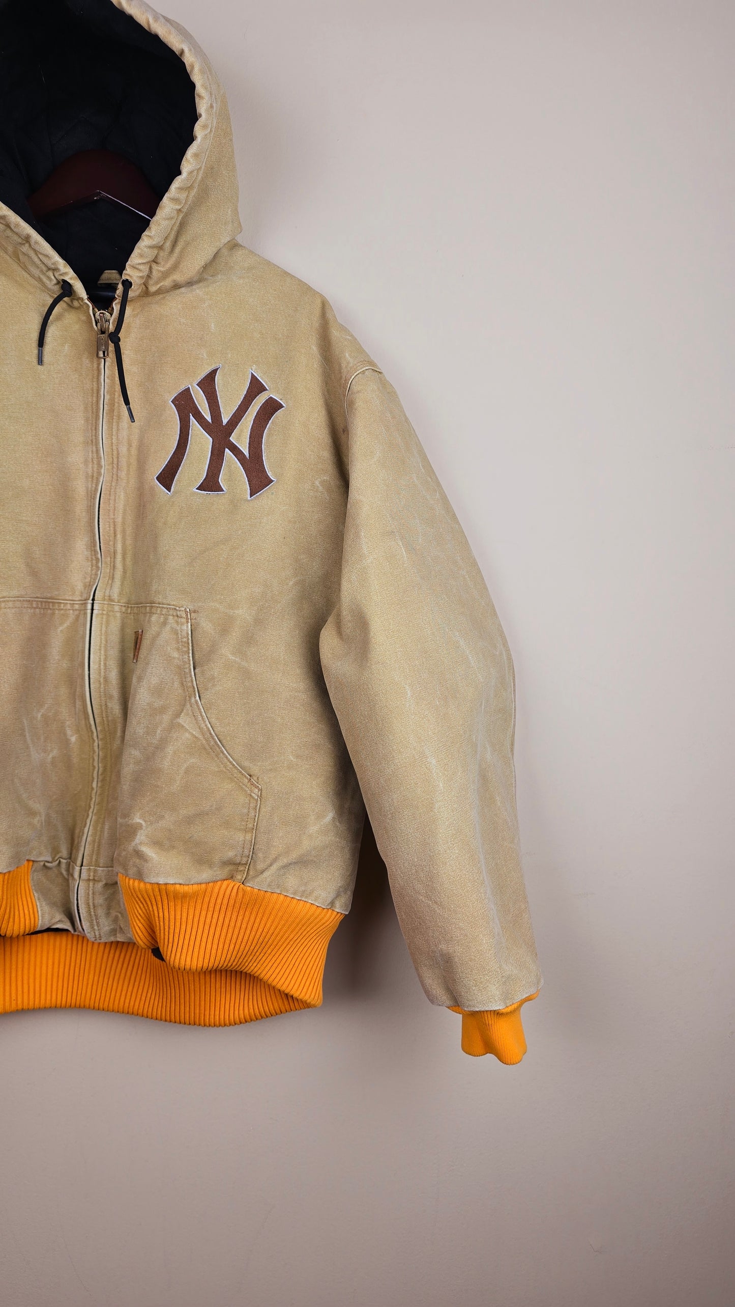 Vintage Carhartt x NY Hoodie Jacket | Beige | 2XL | 066