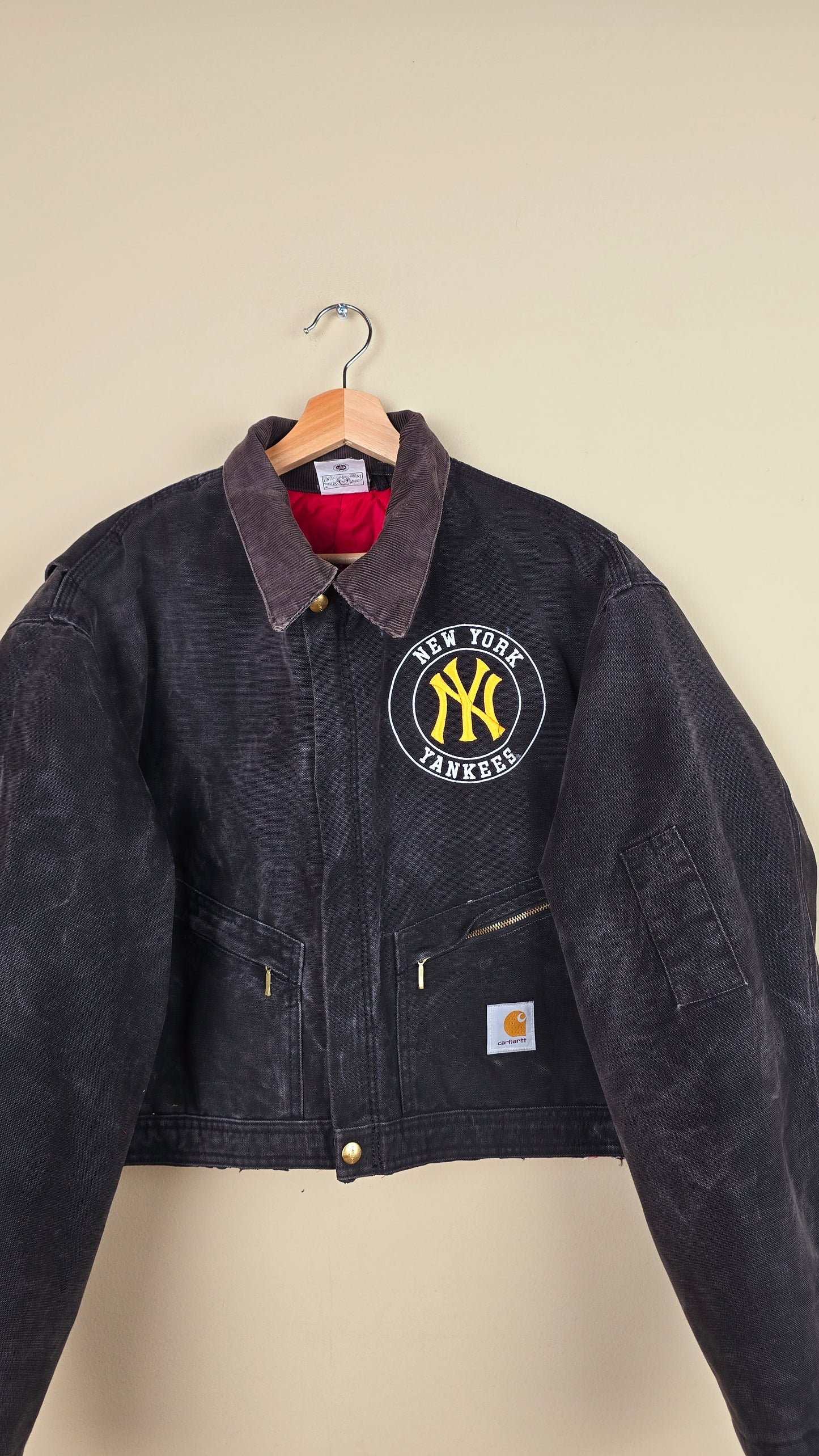 Vintage Carhartt X NY Yankees Cropped Jacket | Black | XL | J064