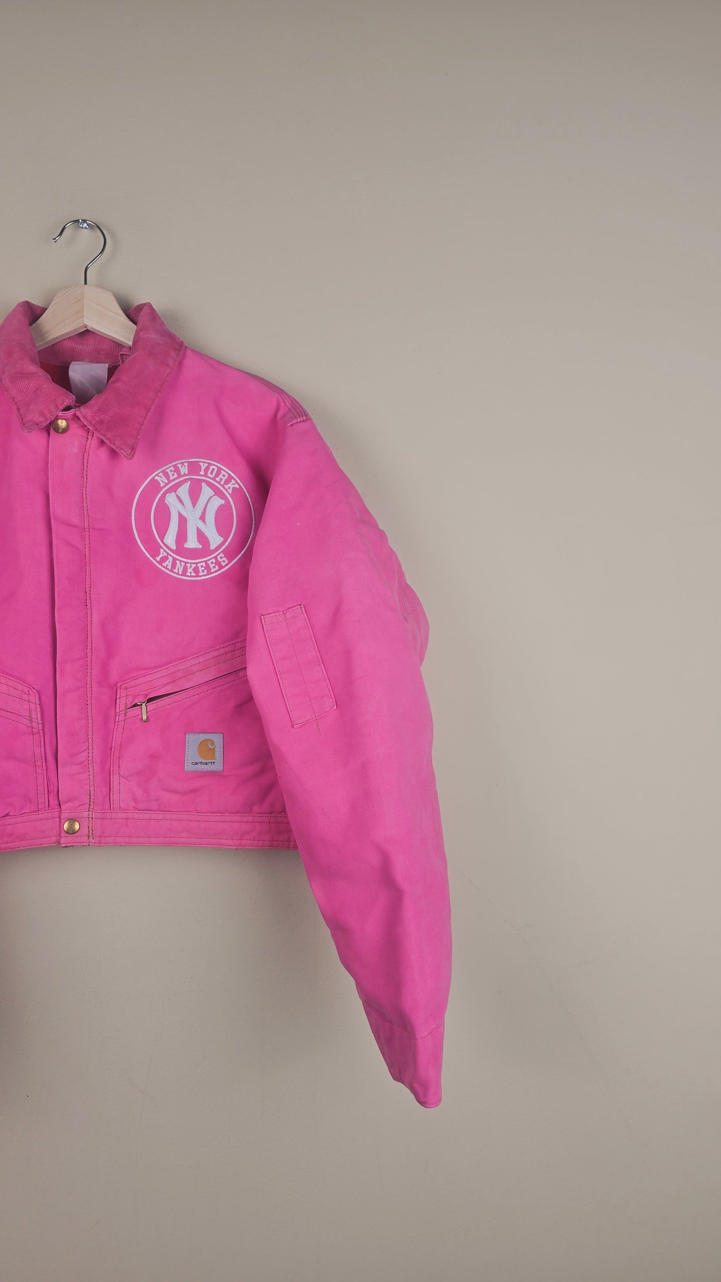 Vintage Carhartt X NY Yankees Cropped Jacket | Baby Pink | Size M | OP14