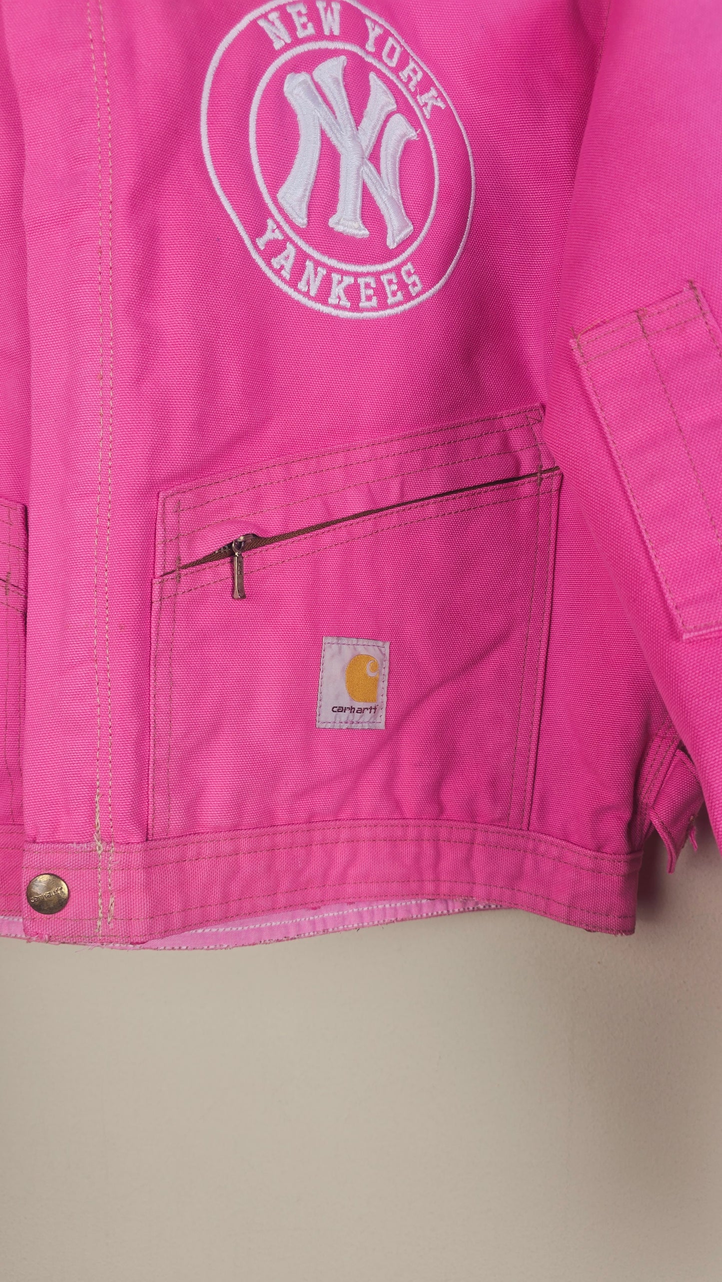 Vintage Carhartt X NY Yankees Cropped Jacket | Hot Pink | Size M/L | OP24