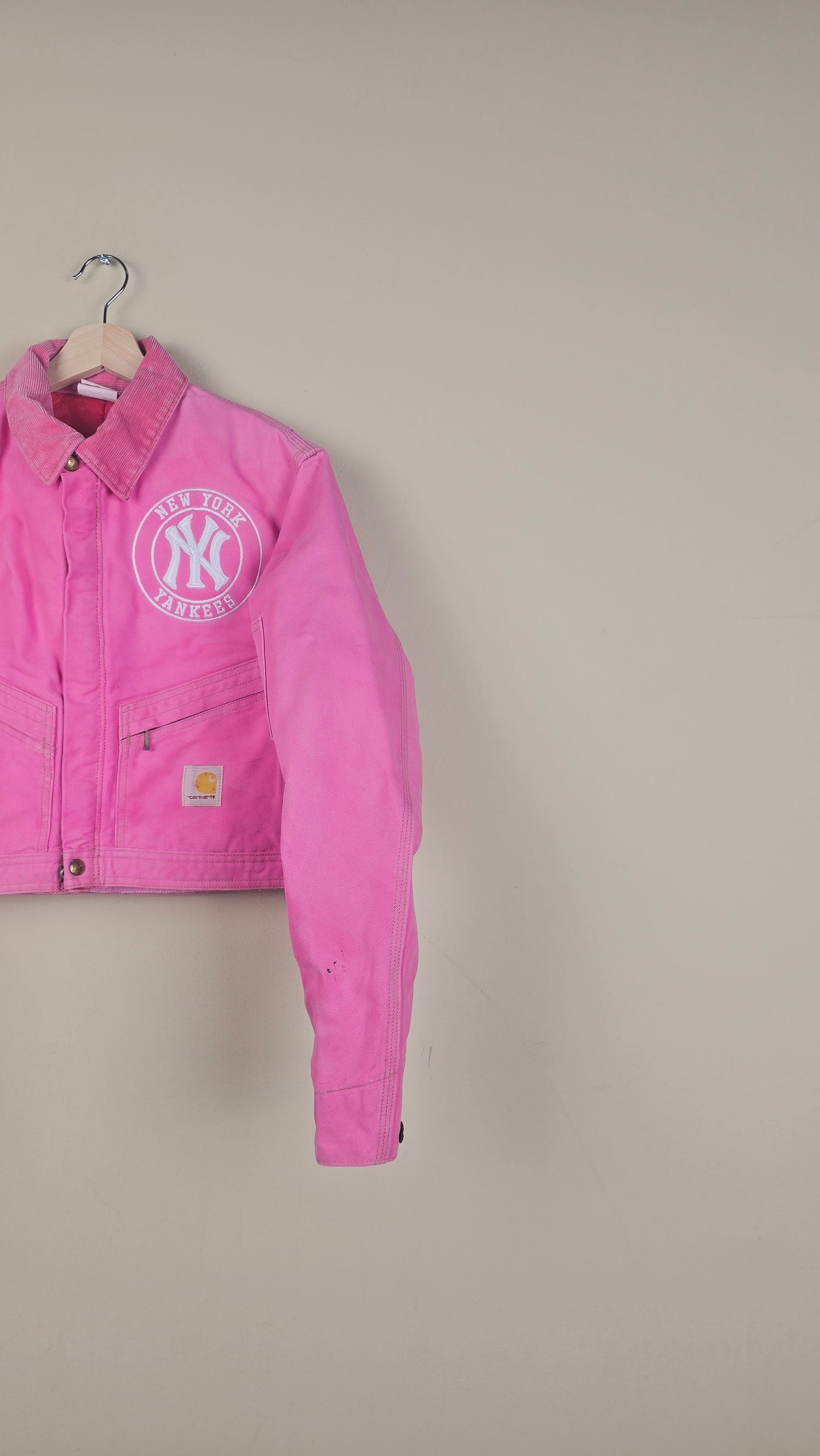 Vintage Carhartt X NY Yankees Cropped Jacket | Baby pink | Size S | OP33