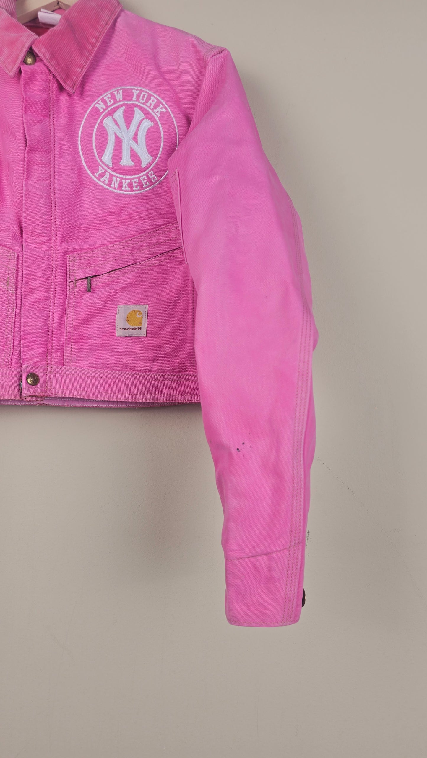 Vintage Carhartt X NY Yankees Cropped Jacket | Baby pink | Size S | OP33