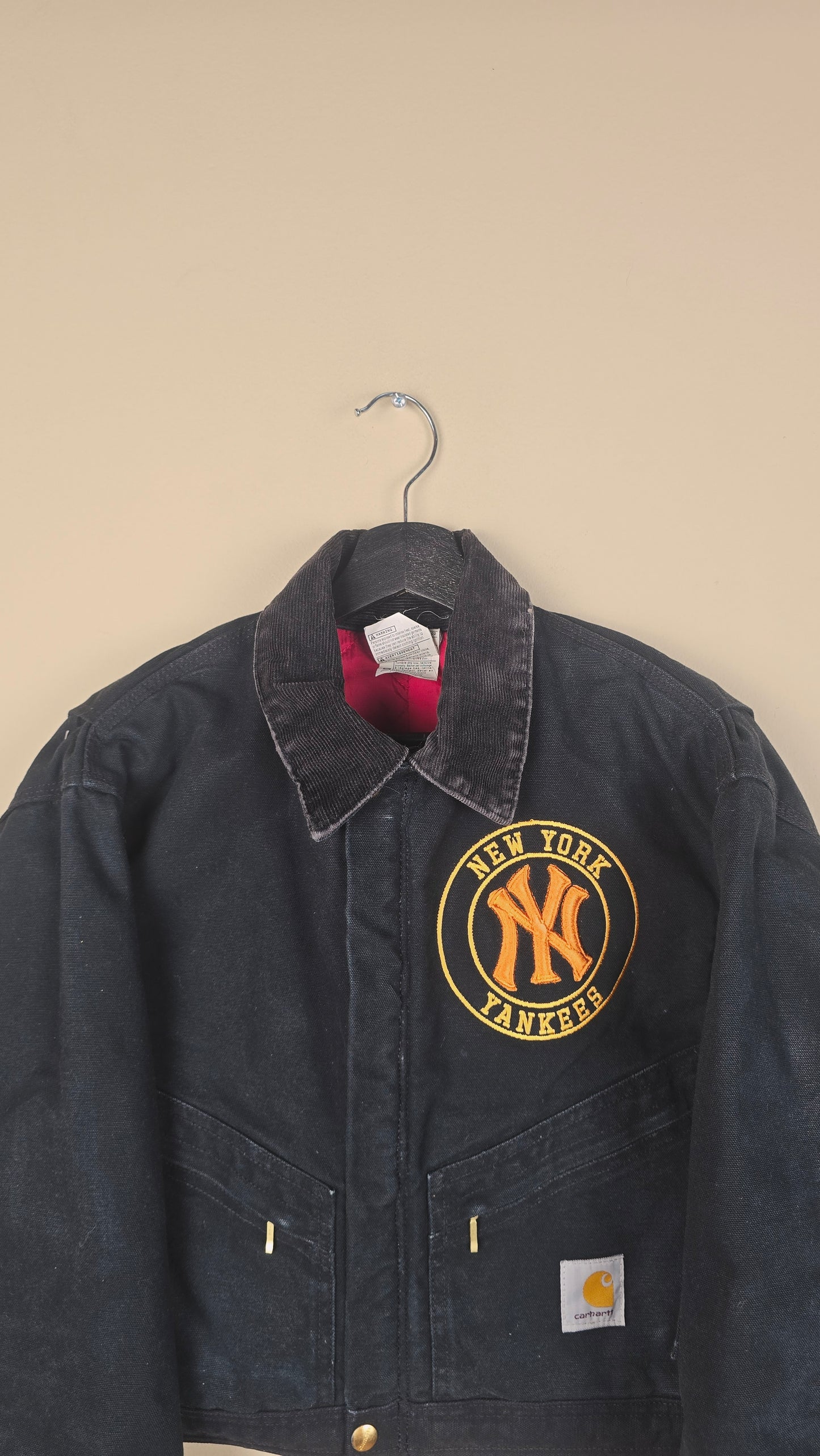 Vintage Carhartt X NY Yankees Cropped Jacket | Black | Size M | OBL6