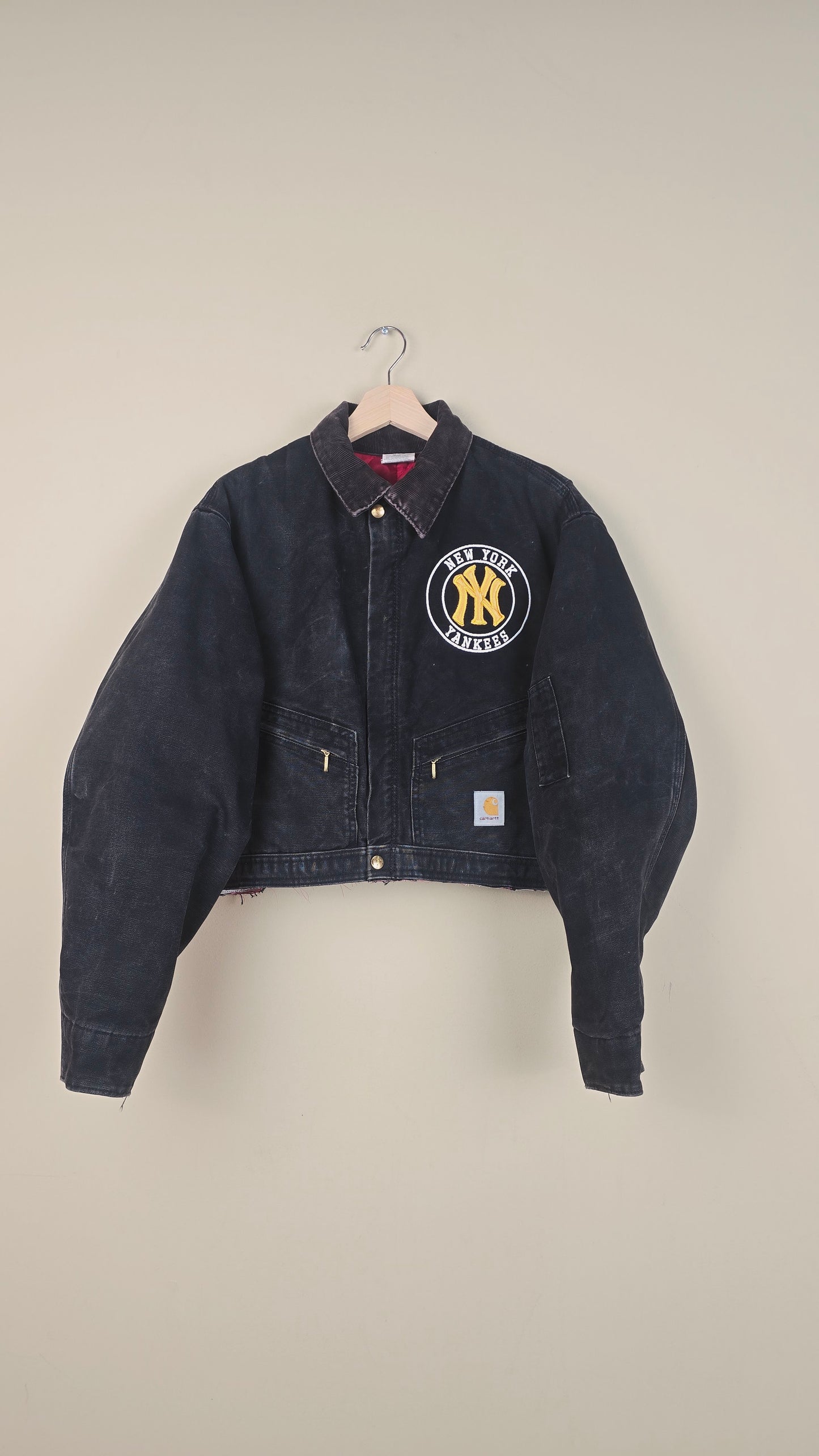 Vintage Carhartt X NY Yankees Cropped Jacket | Black | Size M | OBL8