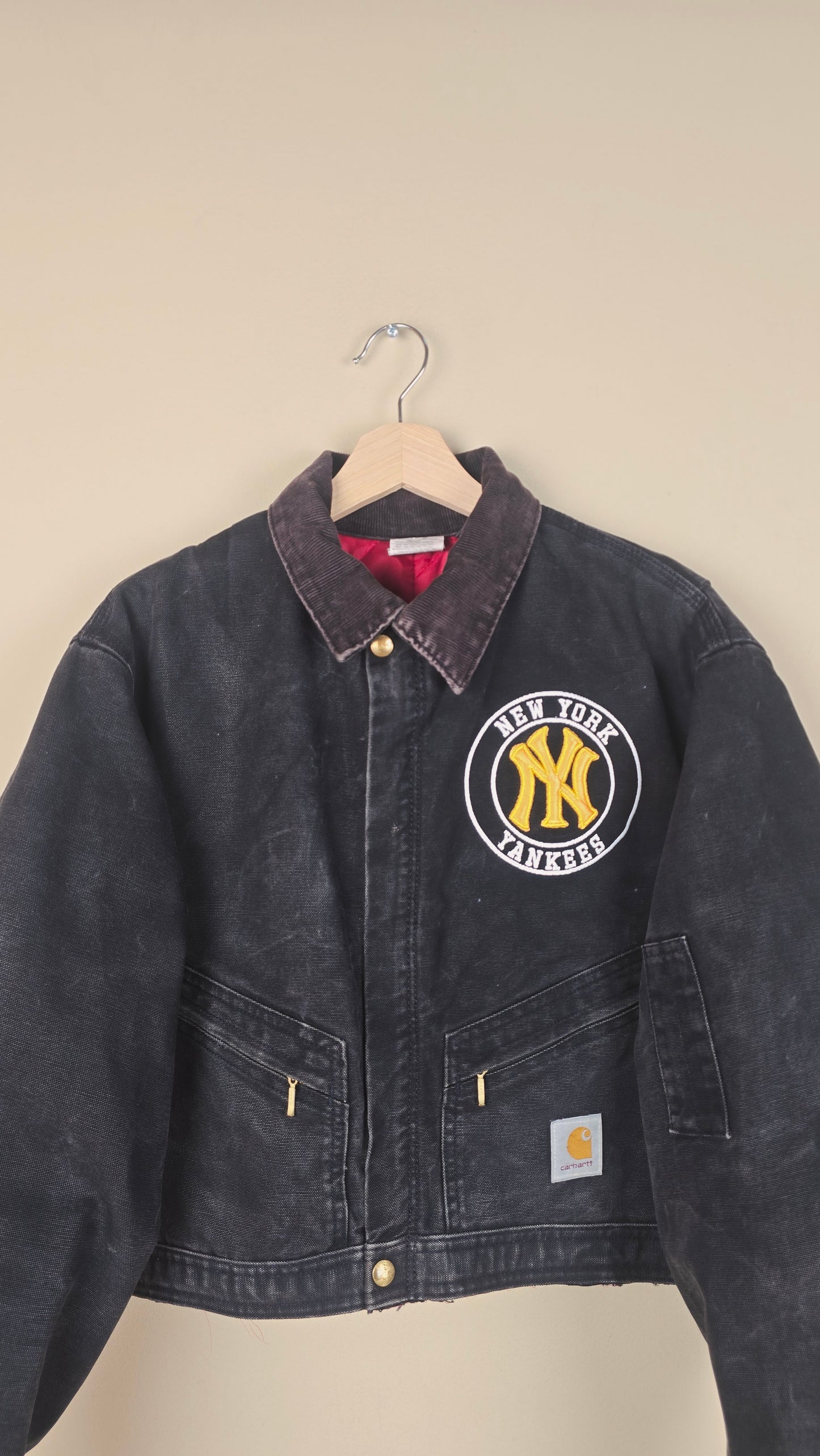 Vintage Carhartt X NY Yankees Cropped Jacket | Black | Size M | OBL8