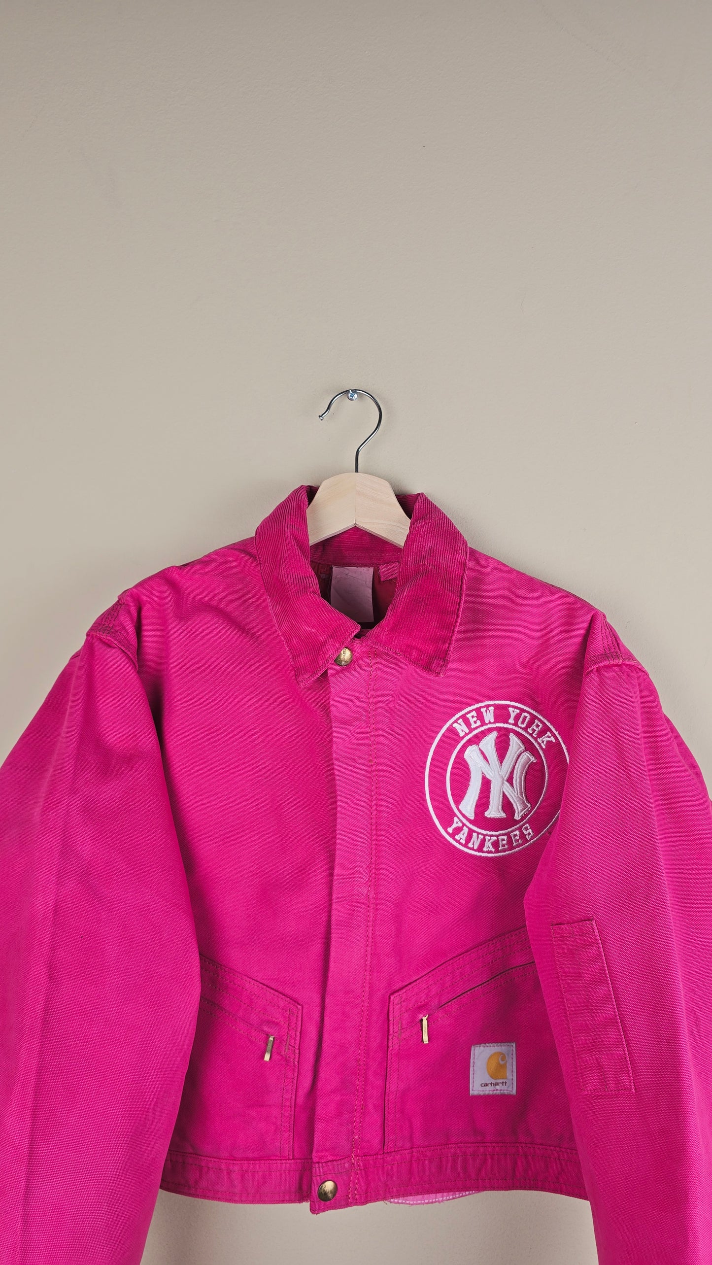 Vintage Carhartt X NY Yankees Cropped Jacket | Hot Pink | Size M | OP40