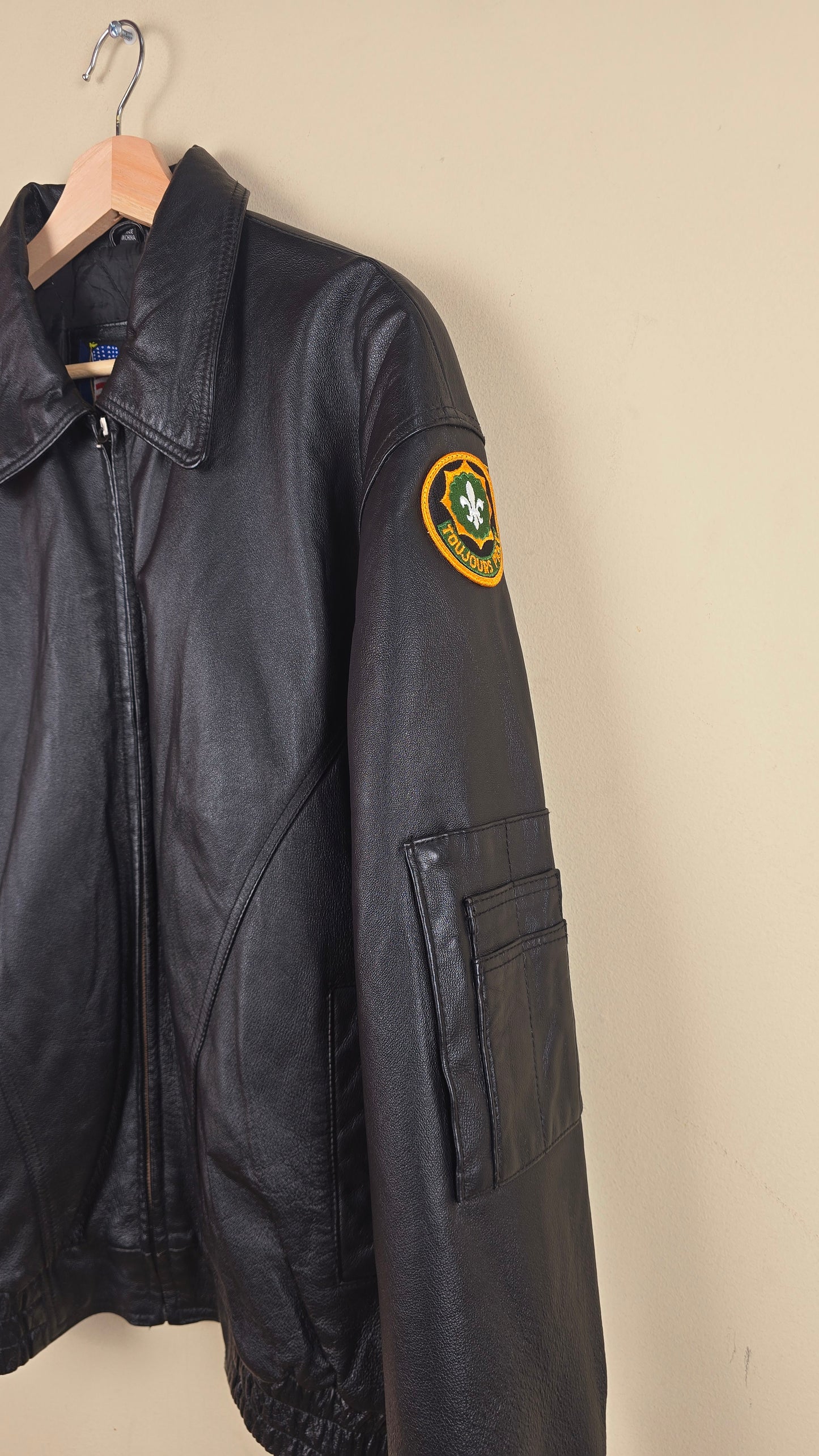 Vintage US Army Leather Black Jacket (Size L) | VET02