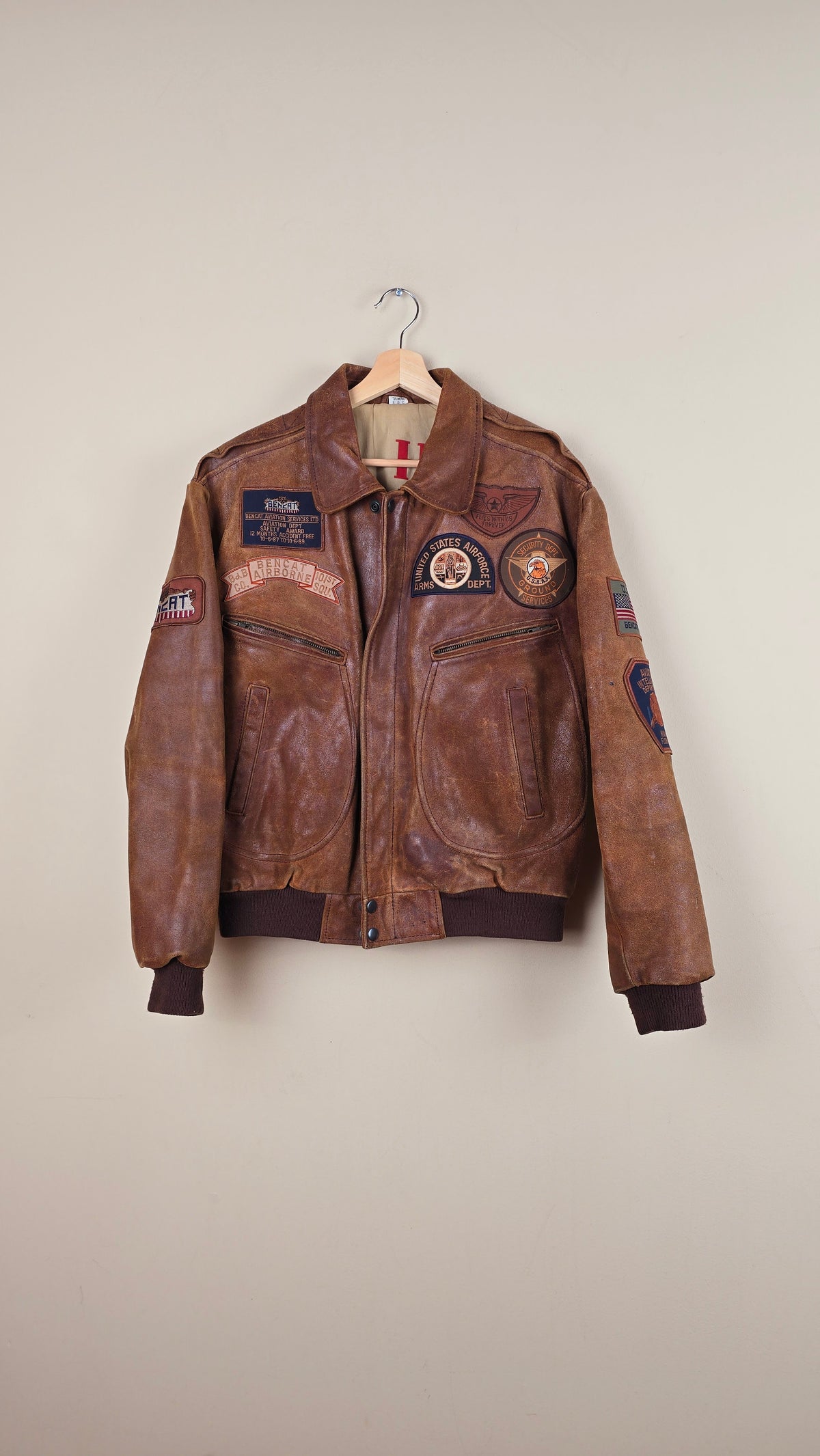 Vintage US Airforce Brown Leather Jacket (Size M) | VET08