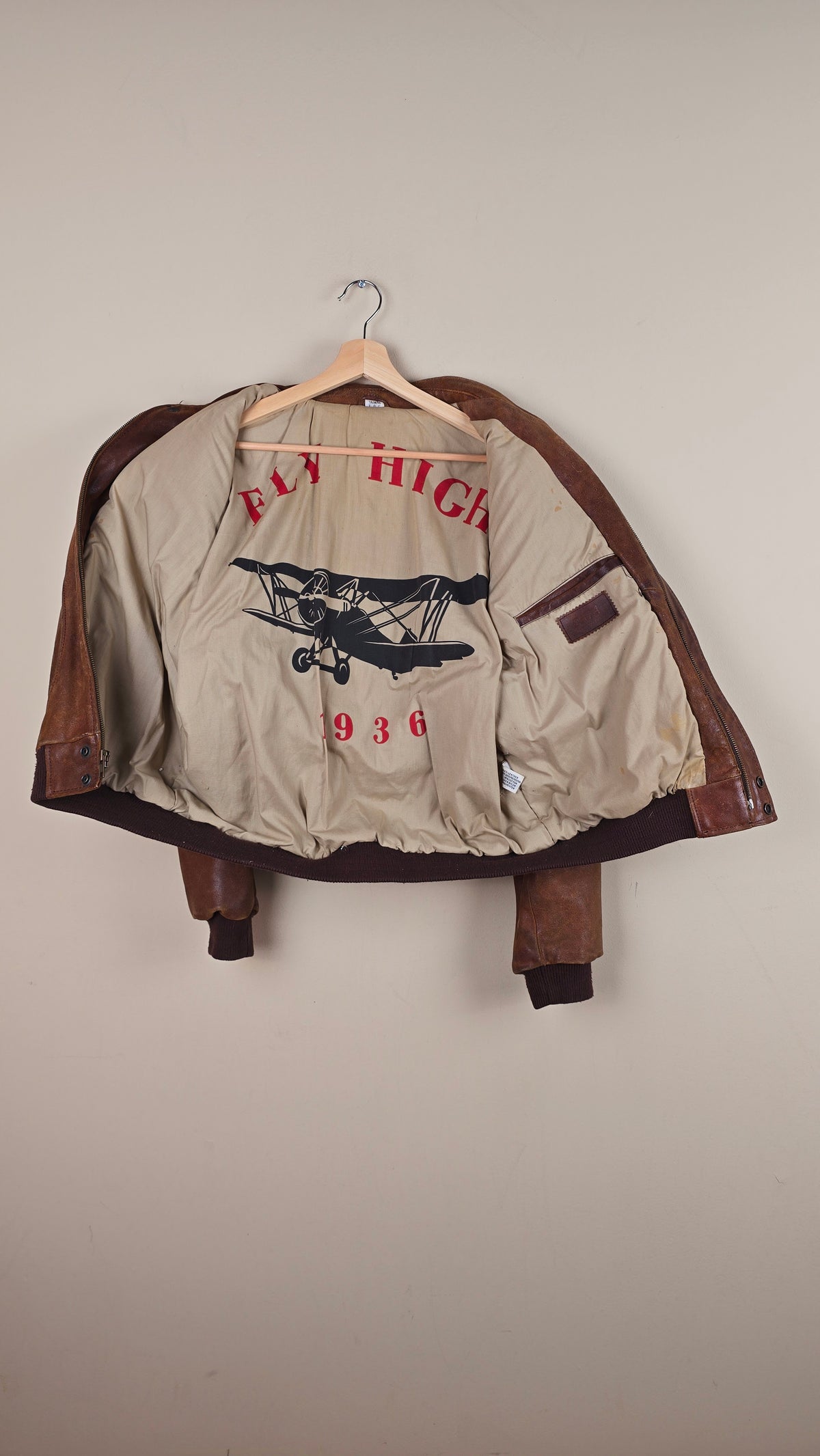 Vintage US Airforce Brown Leather Jacket (Size M) | VET08