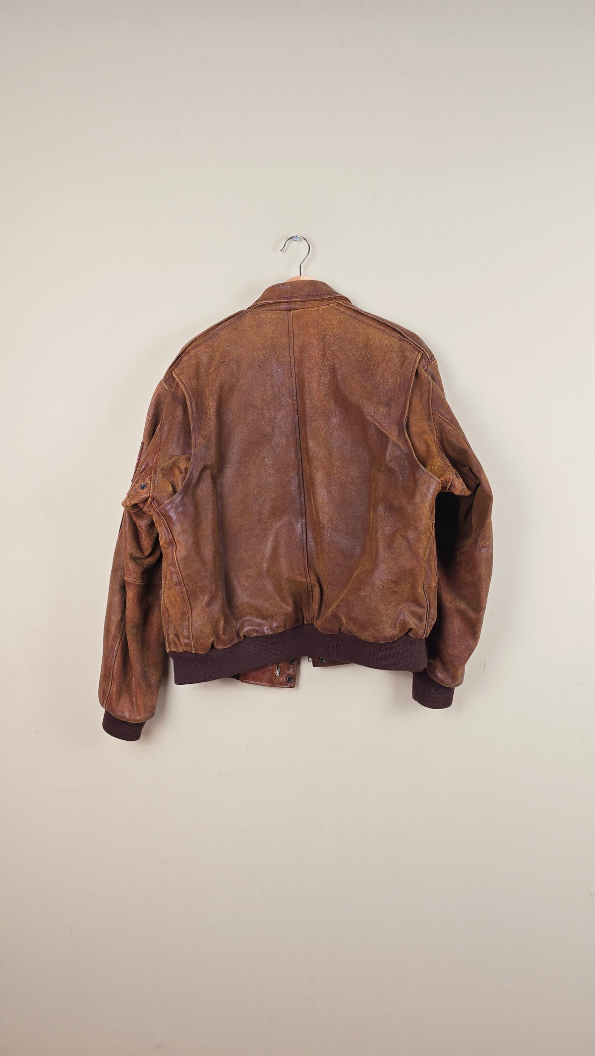 Vintage US Airforce Brown Leather Jacket (Size M) | VET08