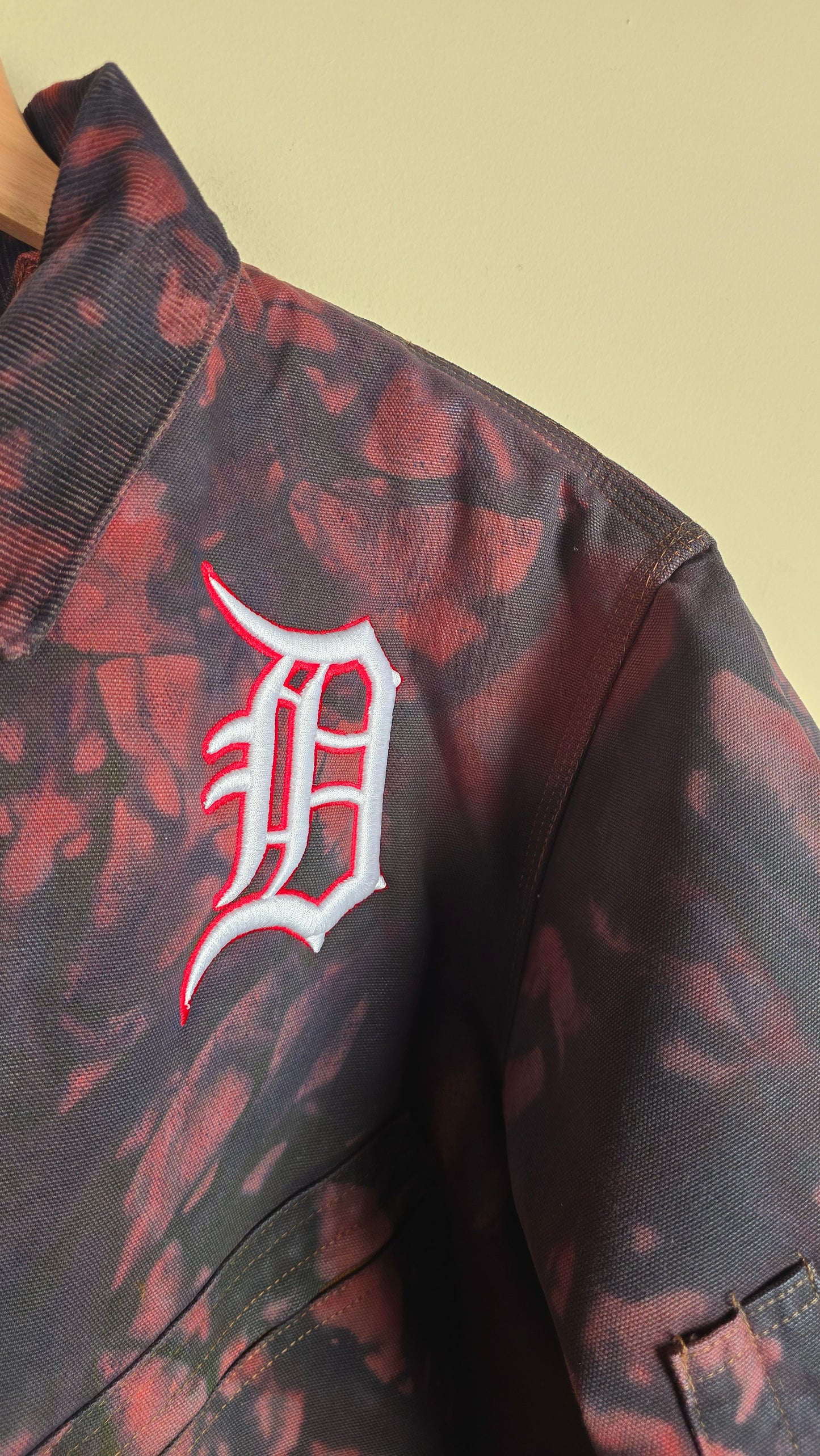 Vintage Carhartt X Detroit Cropped Jacket | Camo | Size L | 005