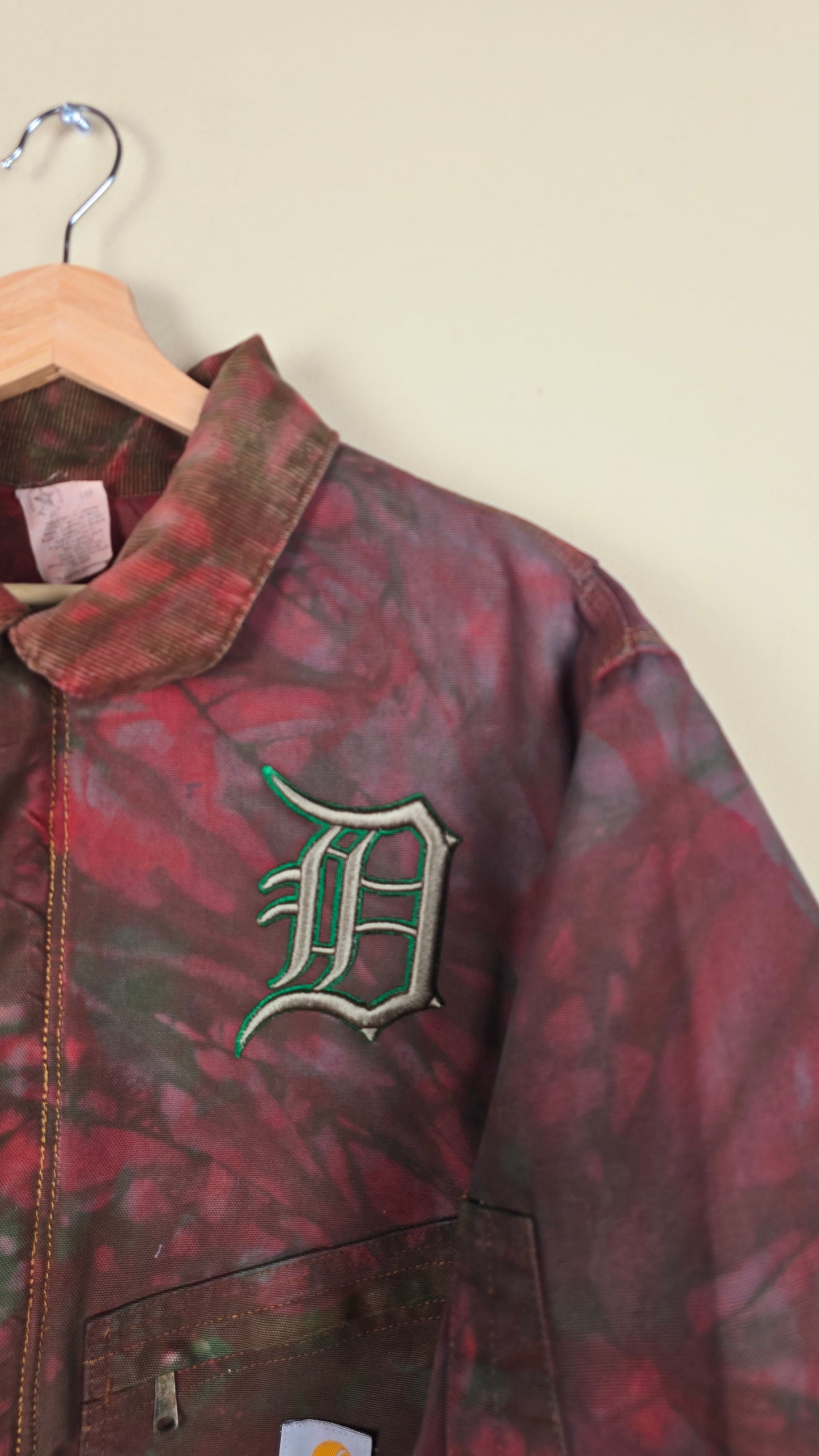 Vintage Carhartt X Detroit Cropped Jacket | Camo | Size L | 006