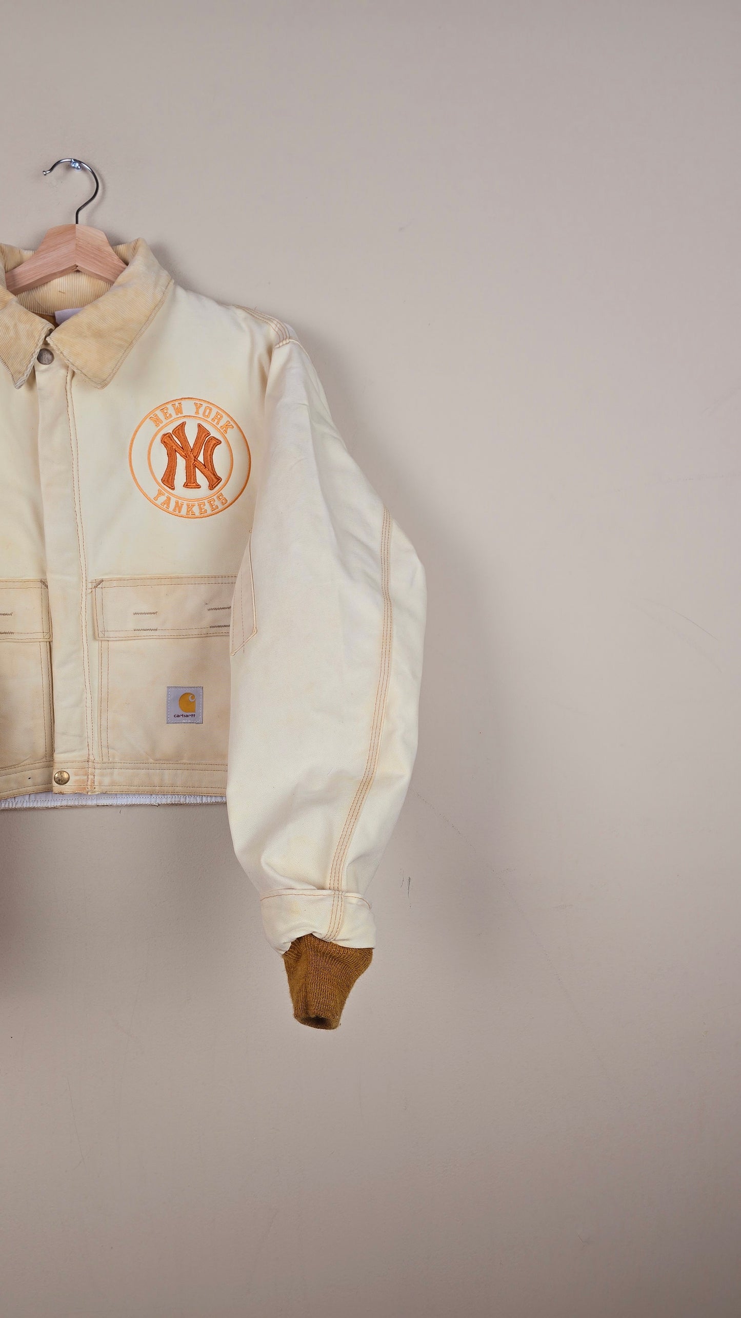 Vintage Carhartt X NY Yankees Cropped Jacket | Beige | Size M | 020