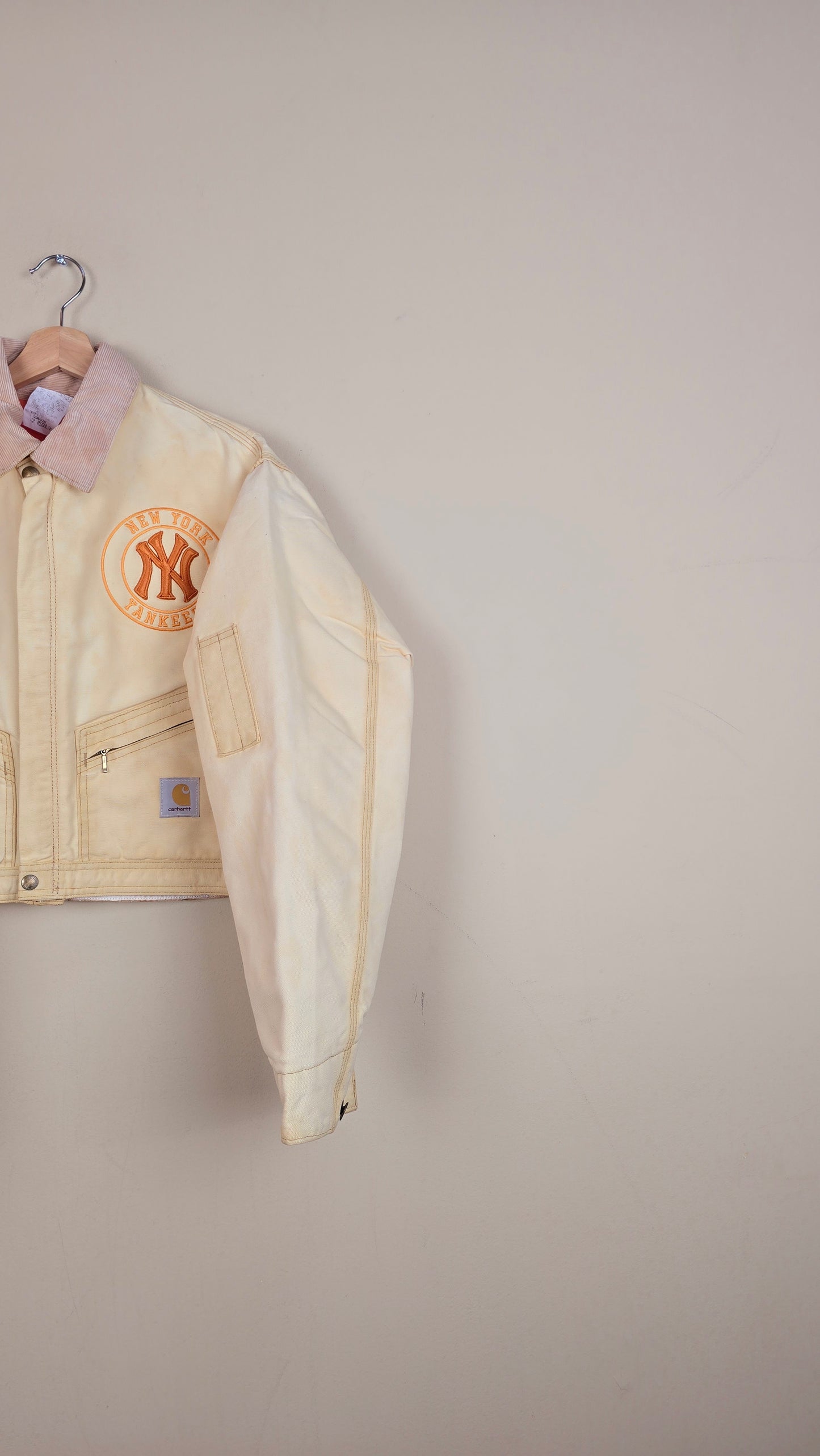 Vintage Carhartt X NY Yankees Cropped Jacket | Beige | Size M | 095