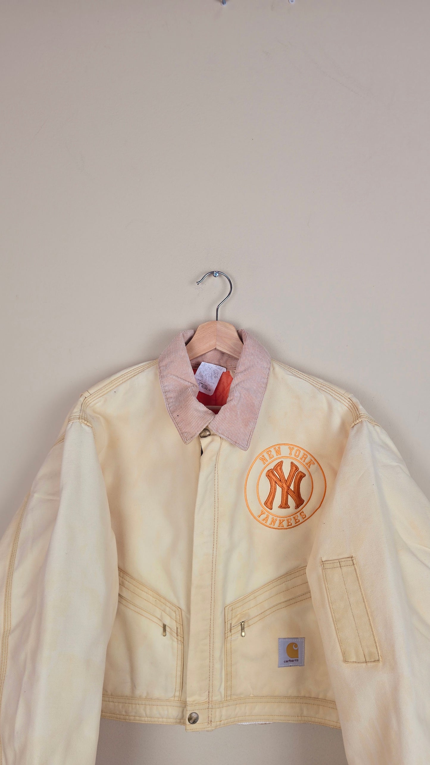 Vintage Carhartt X NY Yankees Cropped Jacket | Beige | Size M | 095