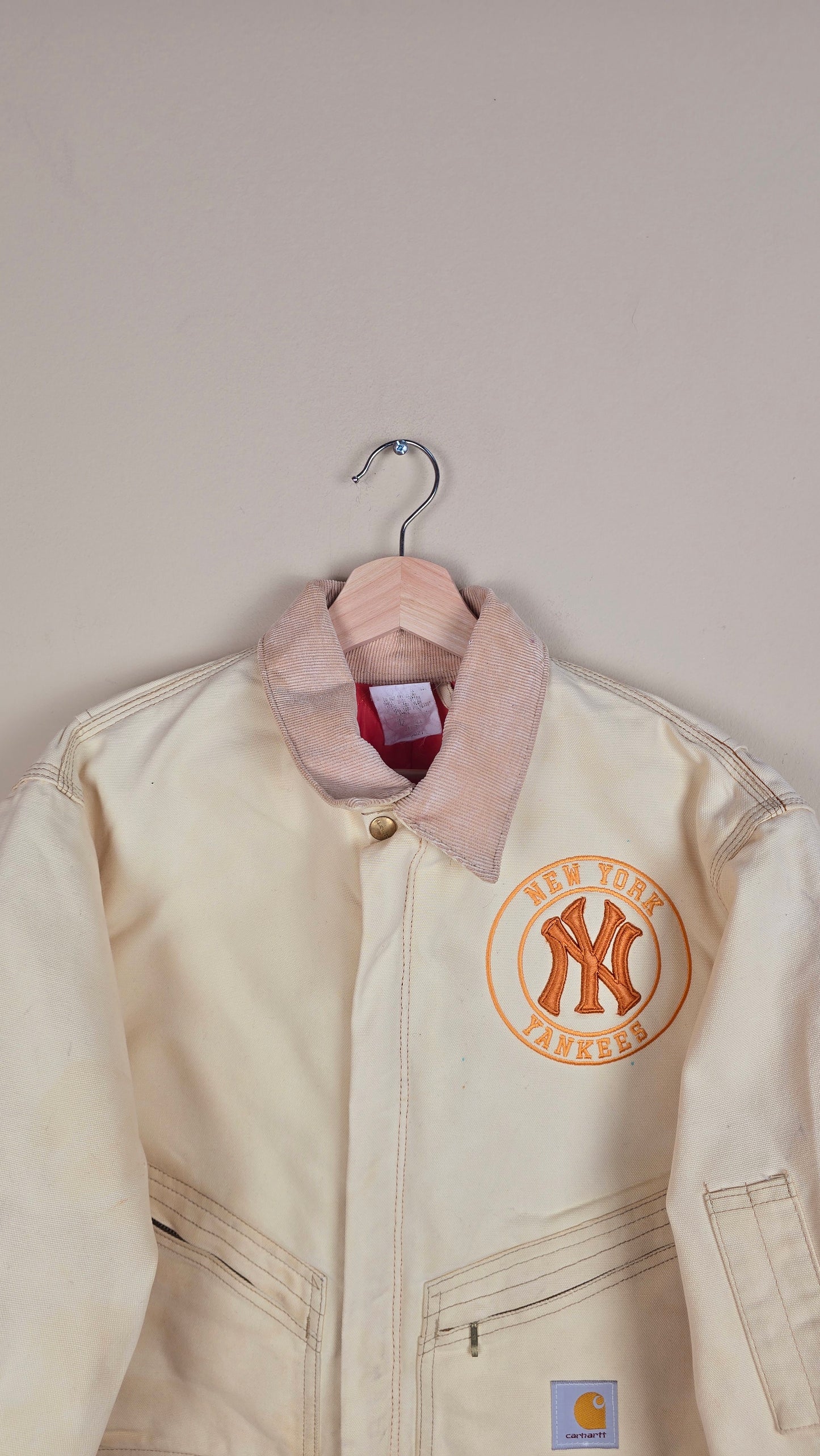 Vintage Carhartt X NY Yankees Cropped Jacket | Beige | Size M | 104