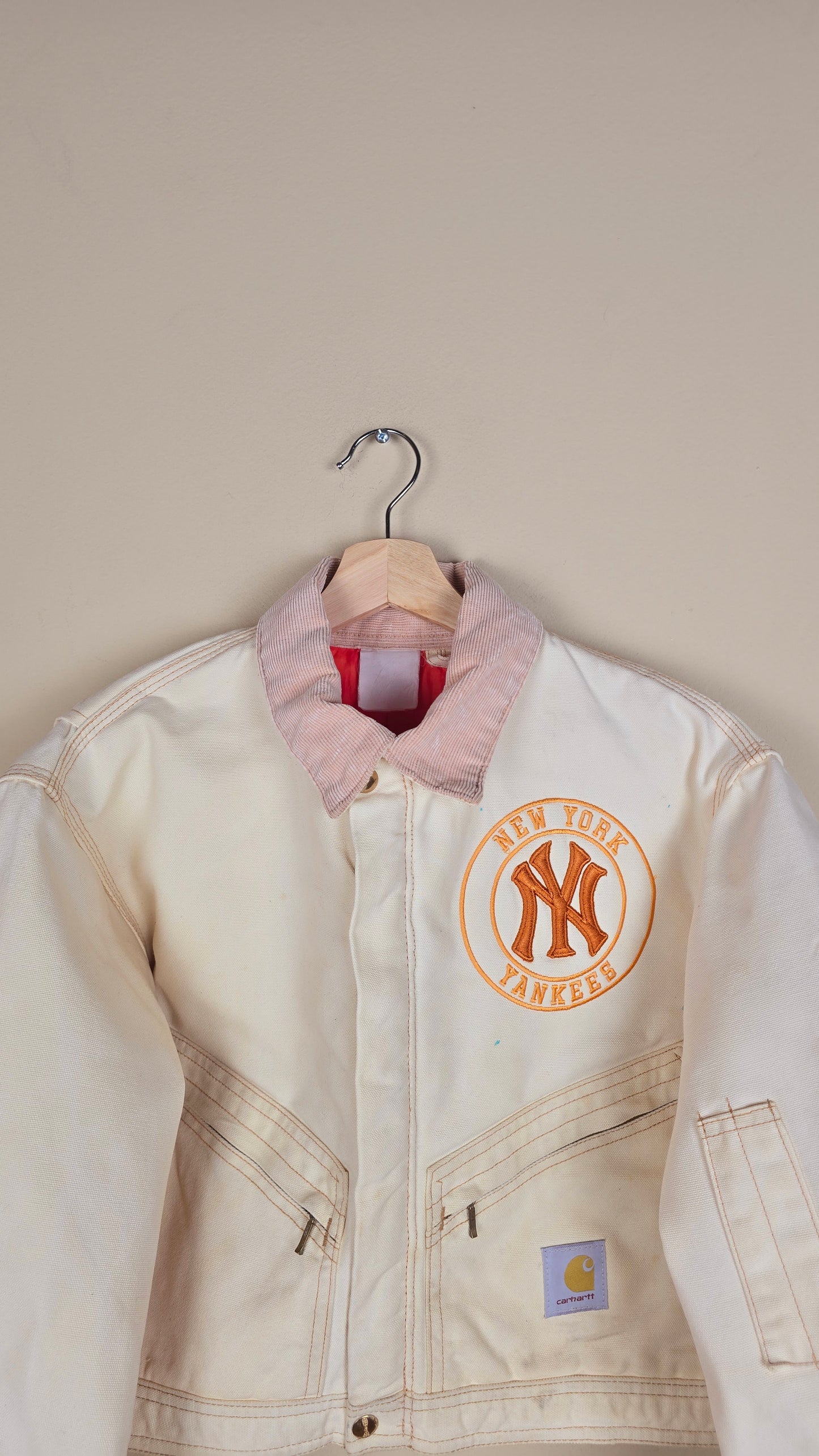 Vintage Carhartt X NY Yankees Cropped Jacket | Beige | Size M | 120