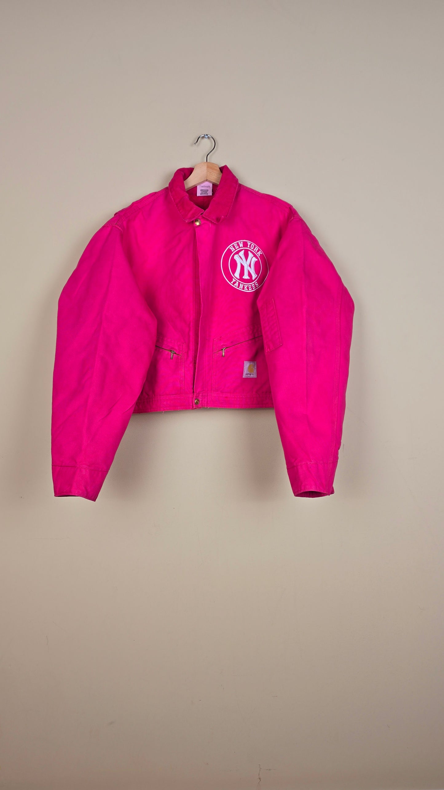 Vintage Carhartt X NY Yankees Cropped Jacket | Pink | Size L | 139