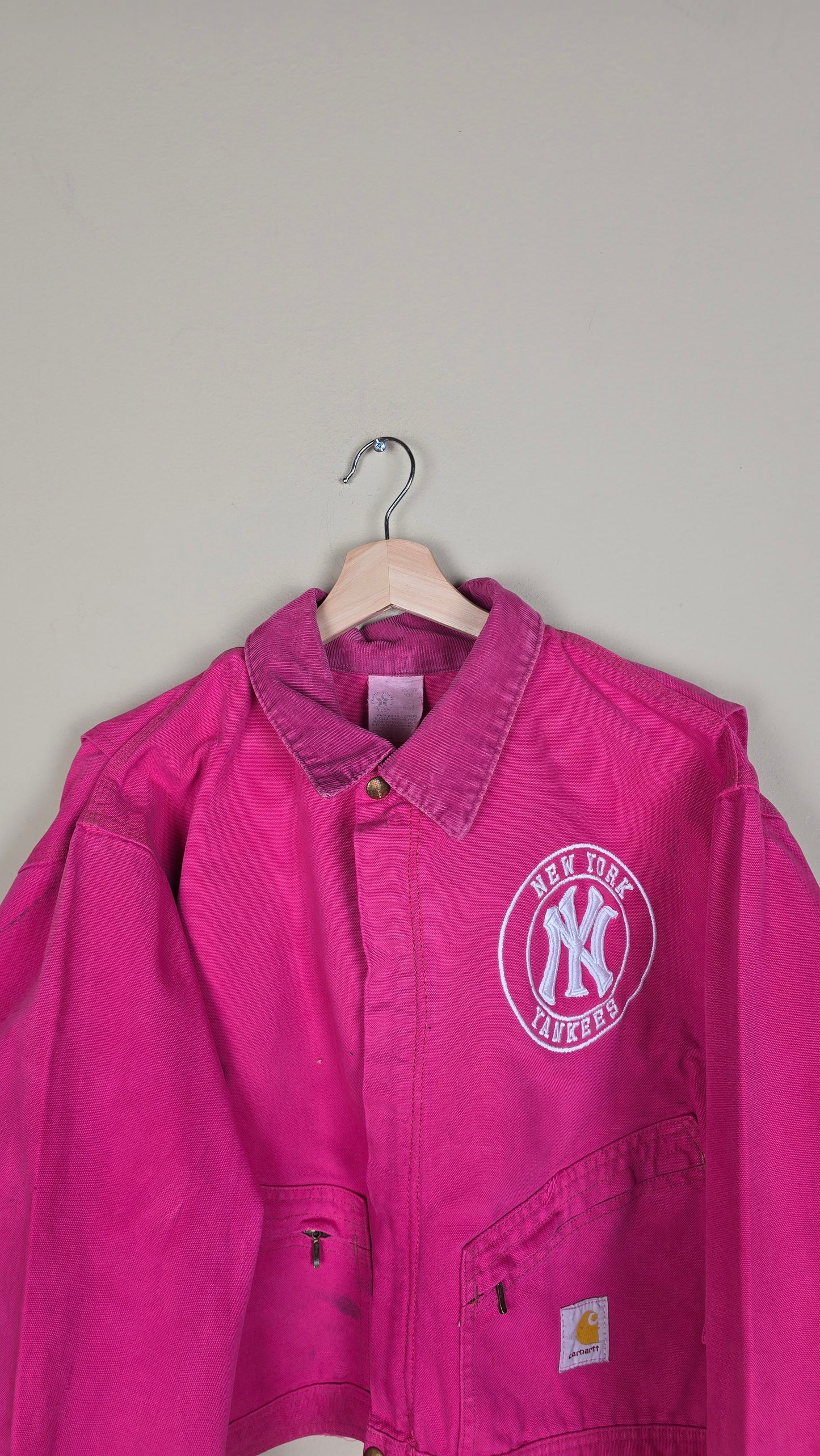 Vintage Carhartt X NY Yankees Cropped Jacket | Pink | Size L | 145