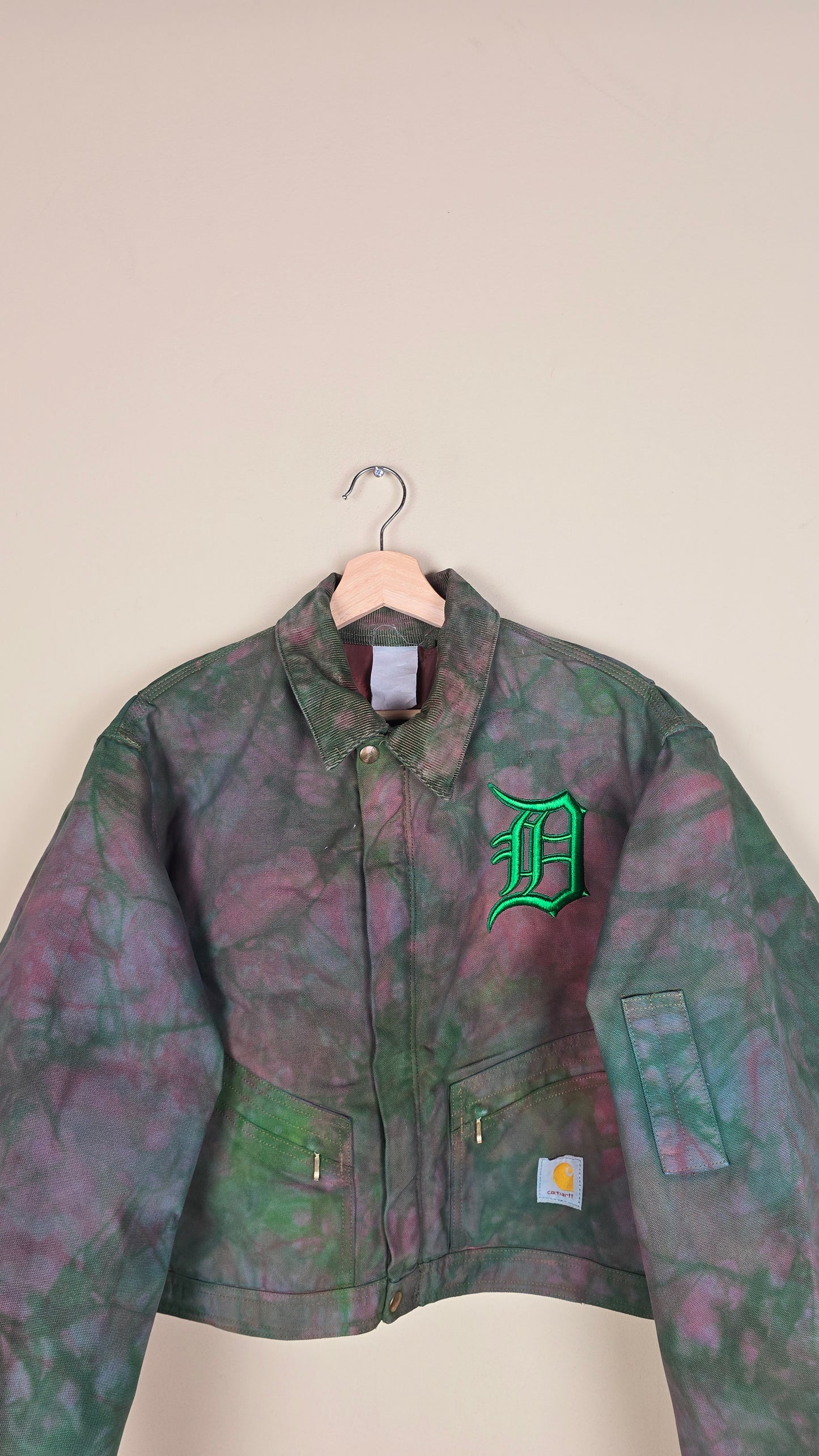 Vintage Carhartt X Detroit Cropped Jacket | Camo | Size M | 152
