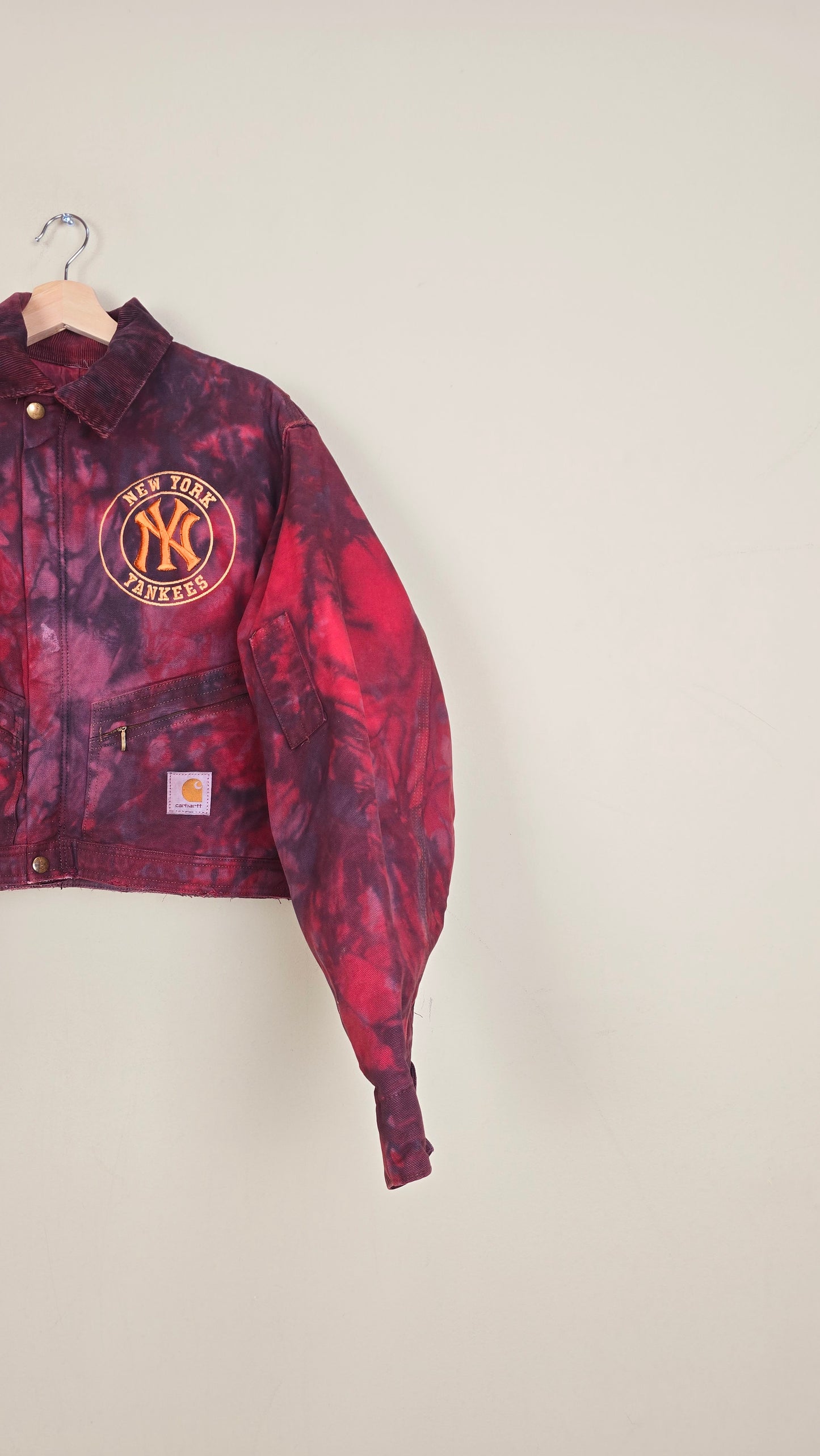 Vintage Carhartt X NY Yankees Cropped Jacket | CAMO | Size M | 179