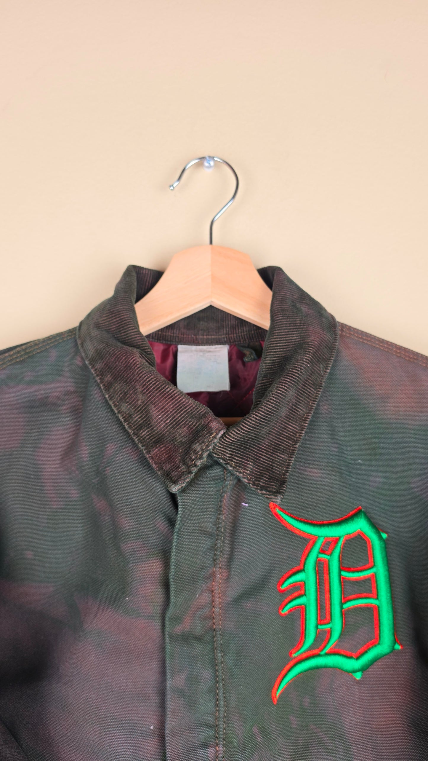 Vintage Carhartt X Detroit Cropped Jacket | Camo Green | Size M | AU02