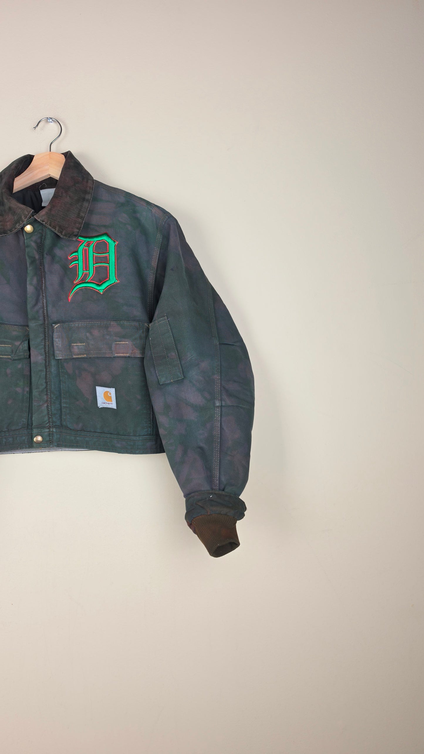 Vintage Carhartt X Detroit Cropped Jacket | Camo Green | Size M | AU53