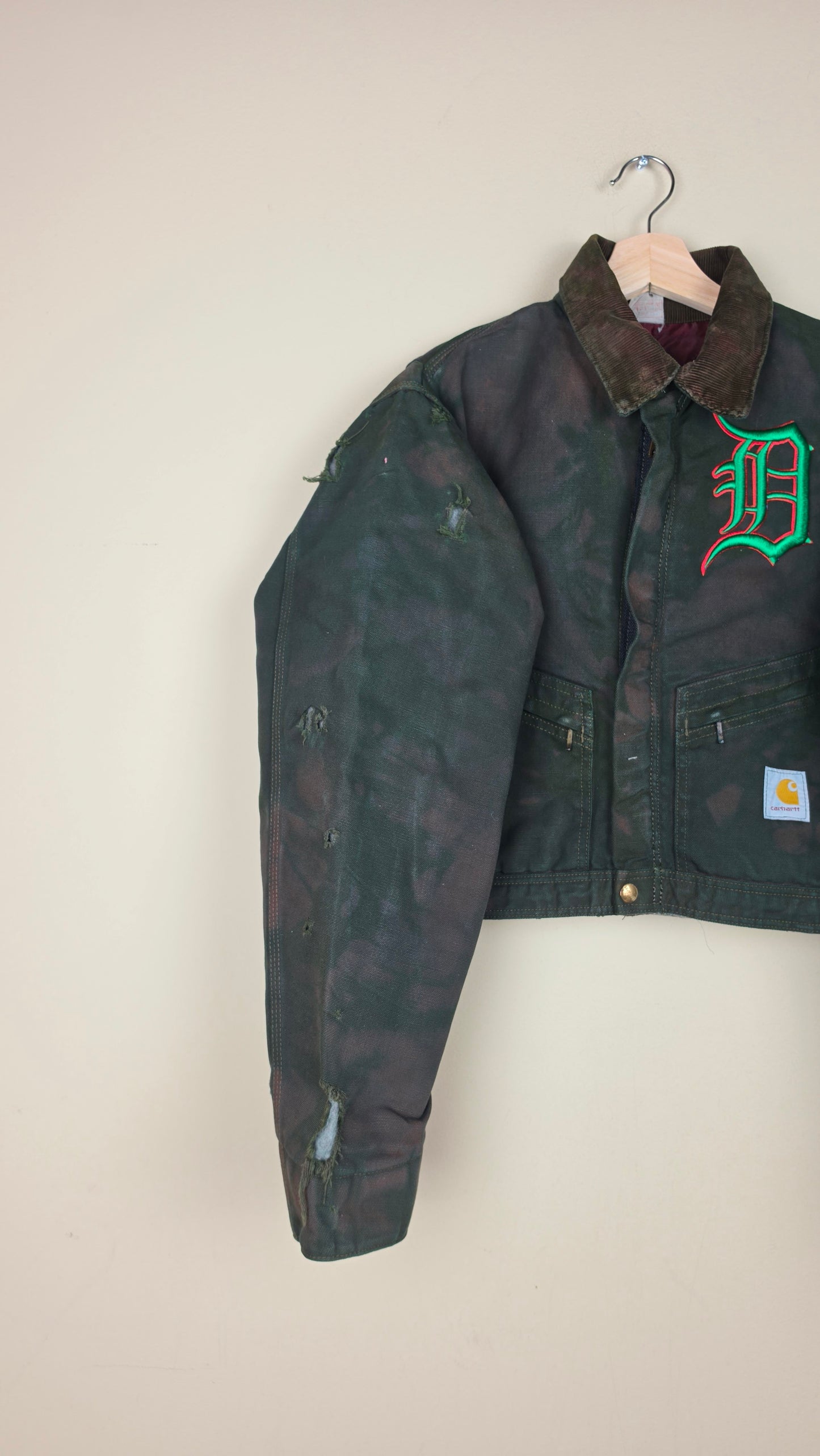 Vintage DISTRESSED Carhartt X Detroit Cropped Jacket | Camo Green | Size M | AU54