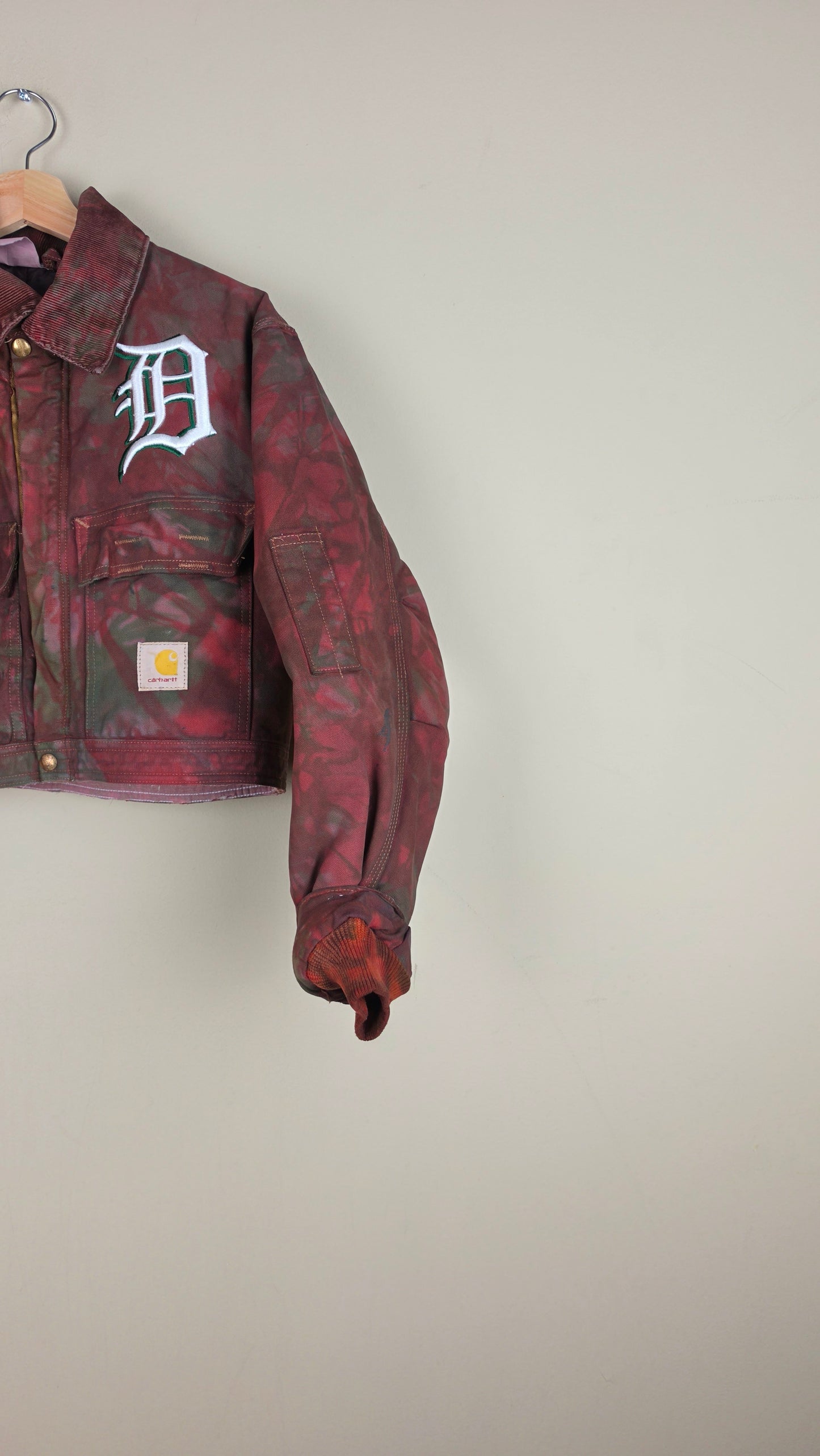 Vintage Carhartt X Detroit Cropped Jacket | Camo Red | Size S | AU101