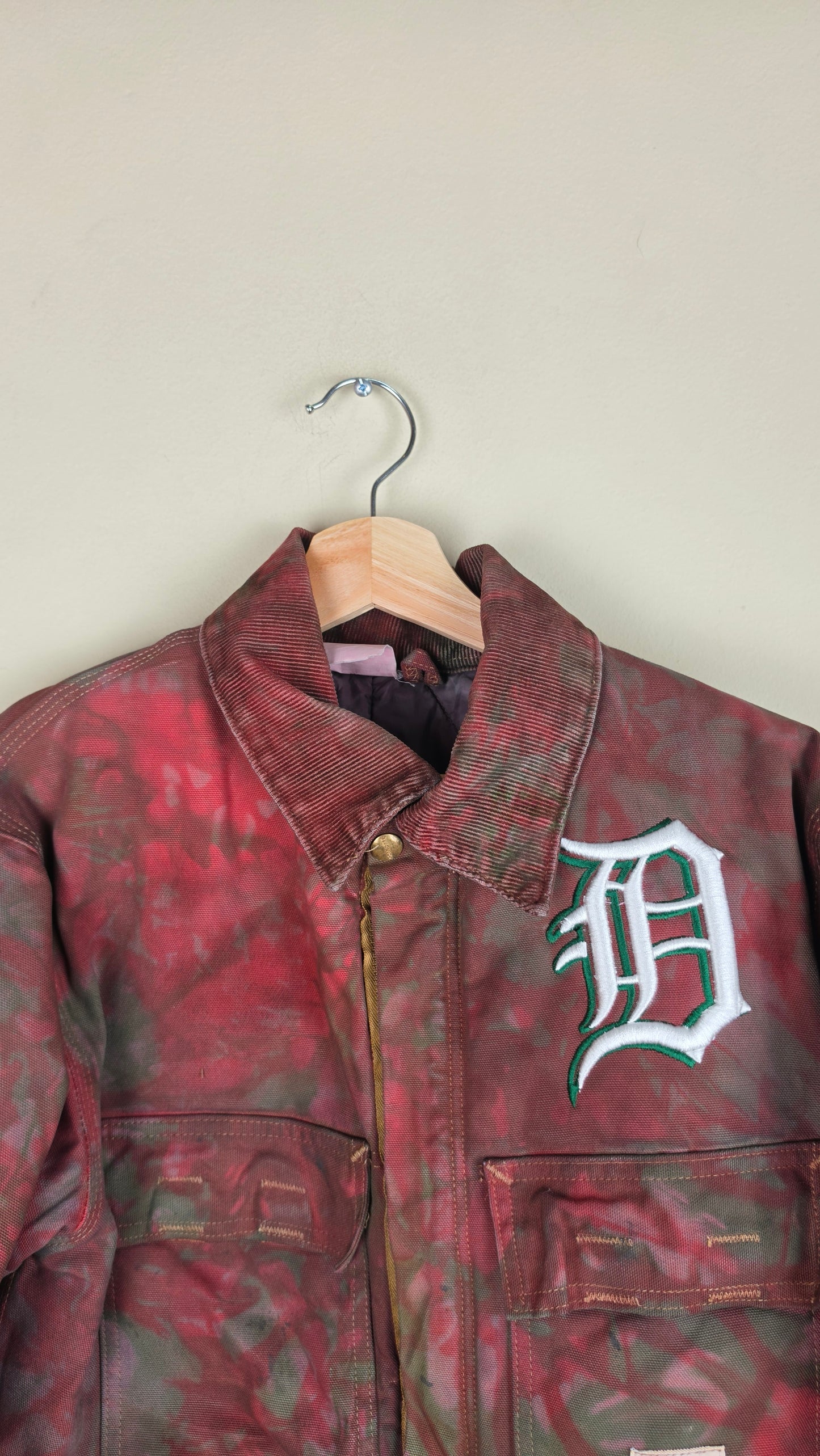 Vintage Carhartt X Detroit Cropped Jacket | Camo Red | Size S | AU101